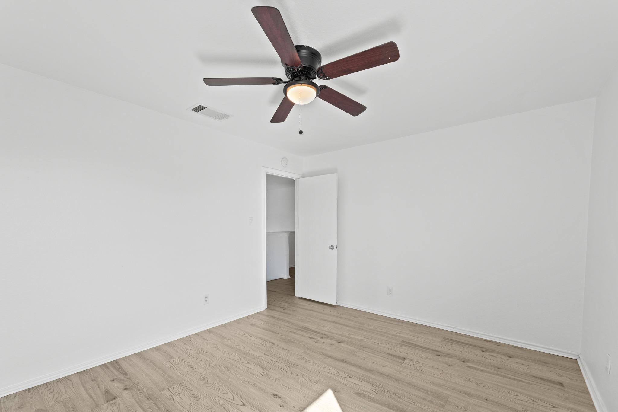 722 Lavaca Loop Property Photo 23