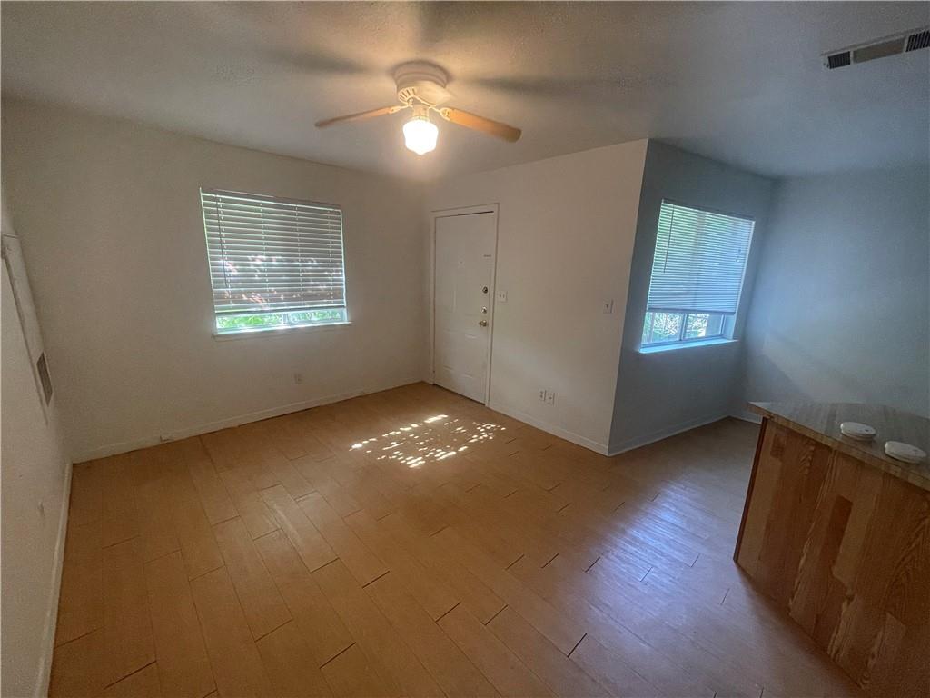 1648 Post Rd #4 Property Photo 2
