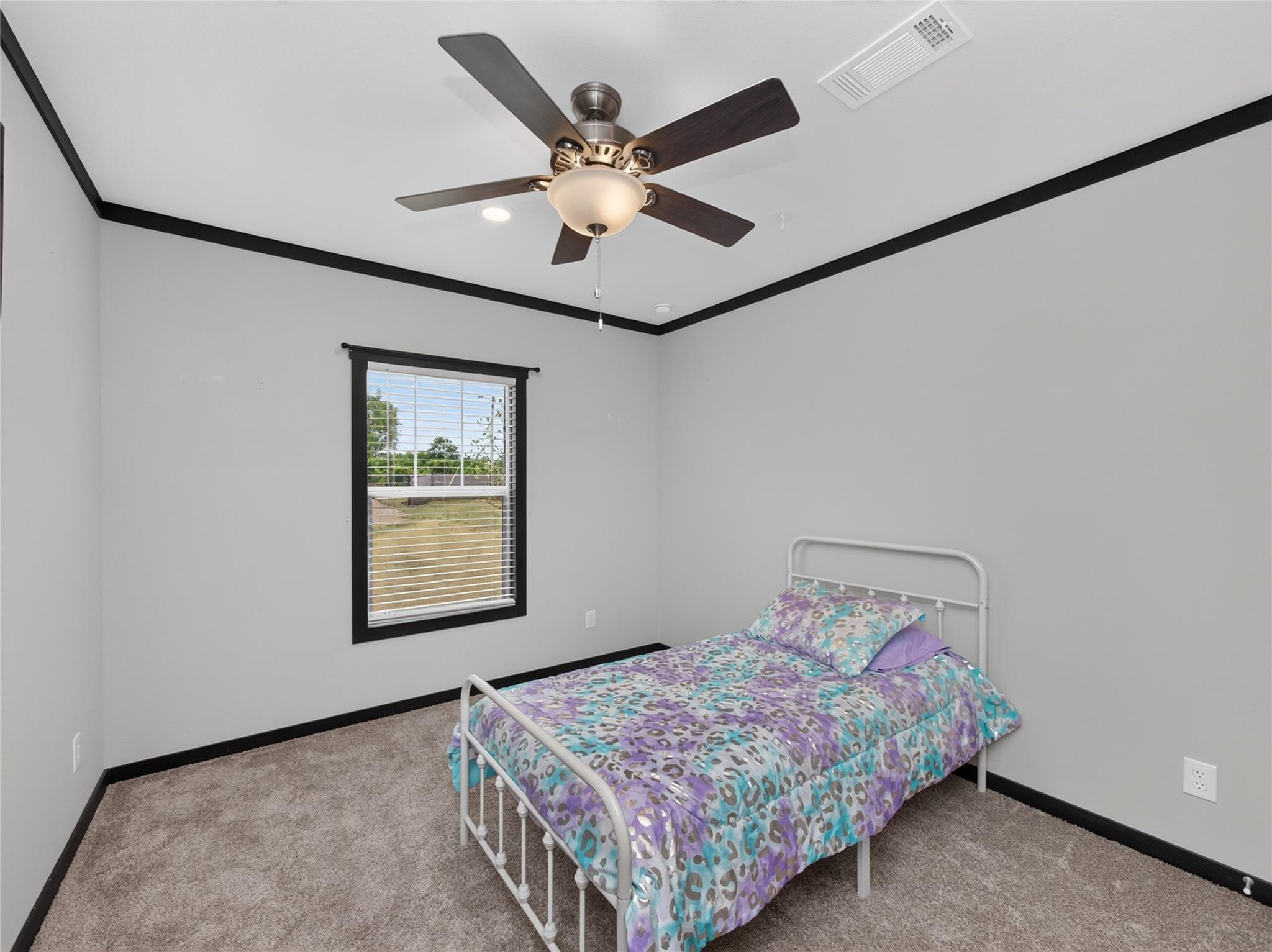 1106 Hi Line Dr Property Photo 22