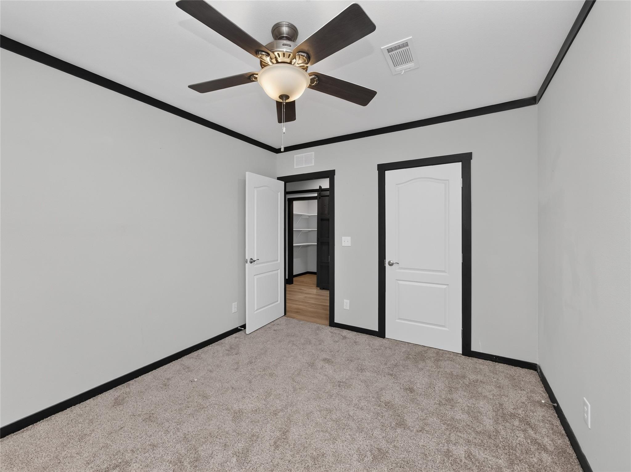 1106 Hi Line Dr Property Photo 25