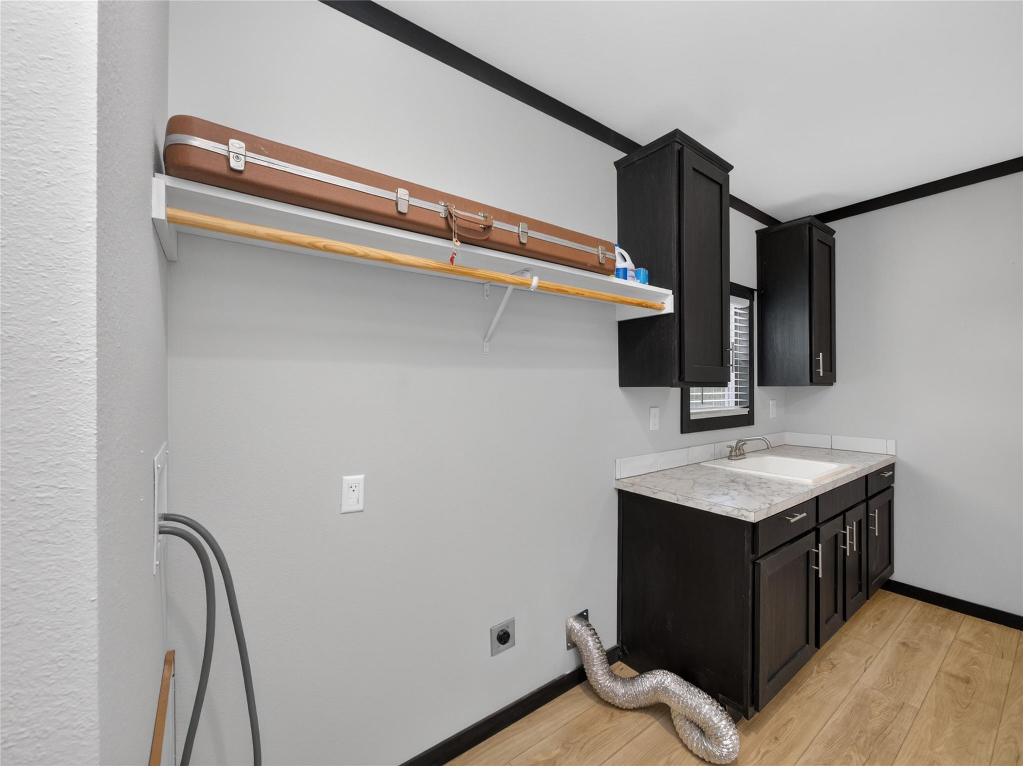 1106 Hi Line Dr Property Photo 29