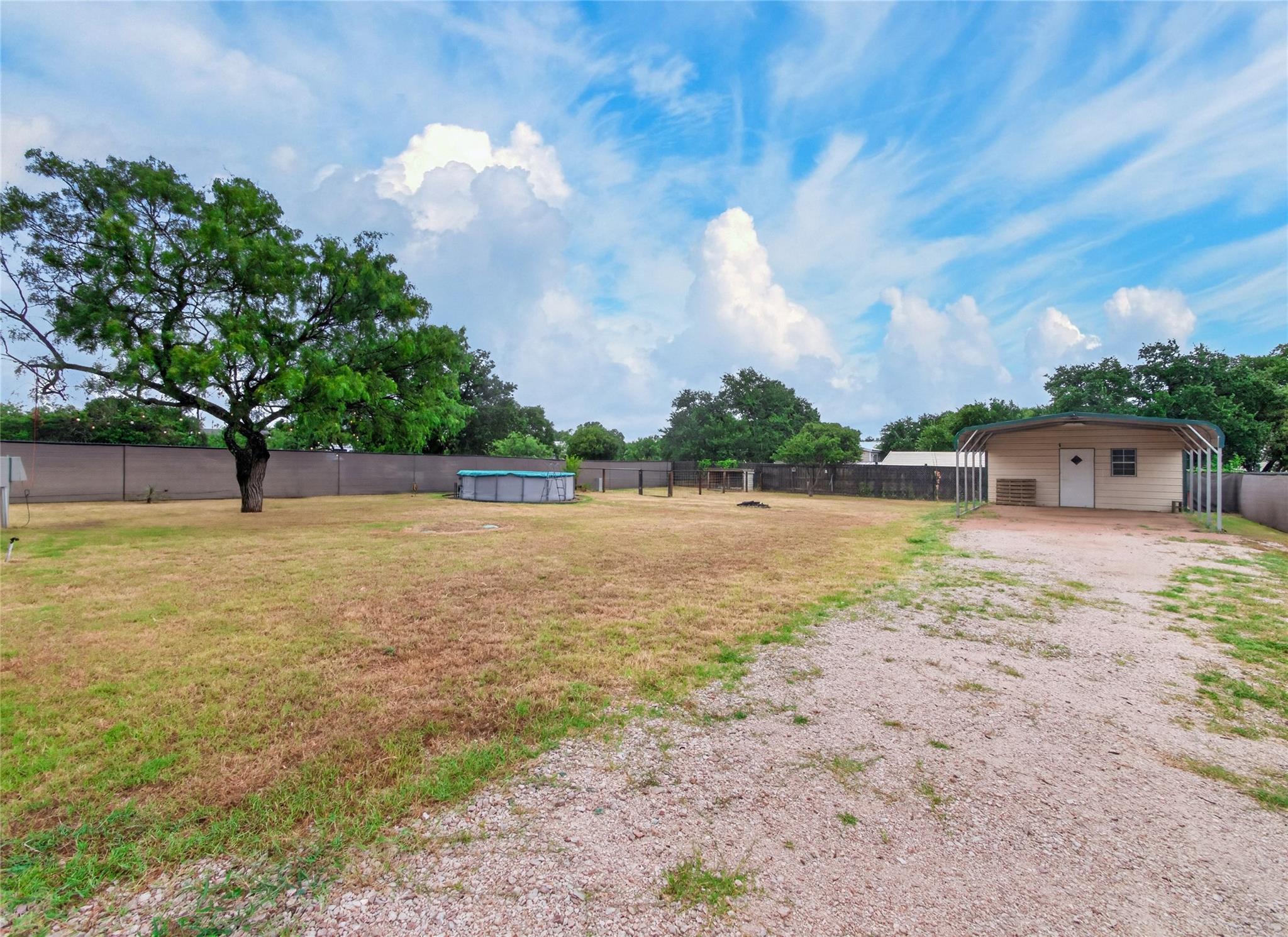 1106 Hi Line Dr Property Photo 30