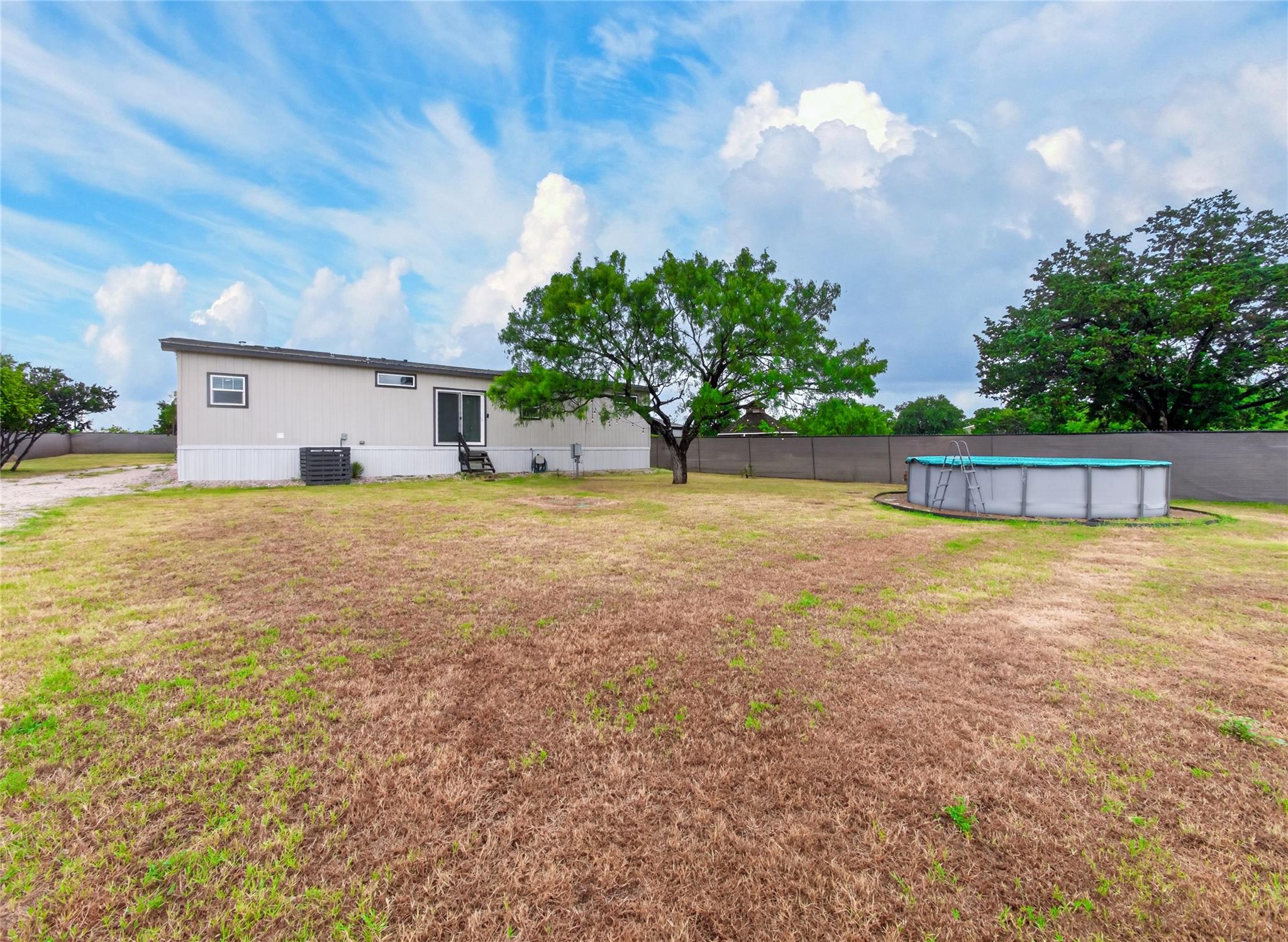 1106 Hi Line Dr Property Photo 31