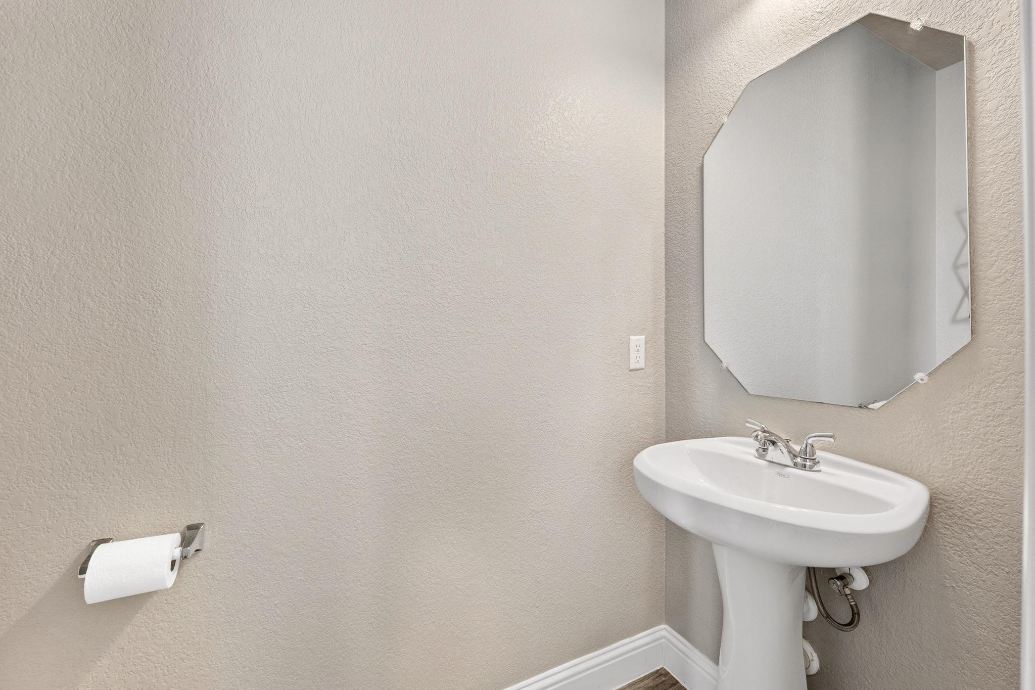 205 Oakstone Dr Property Photo 22