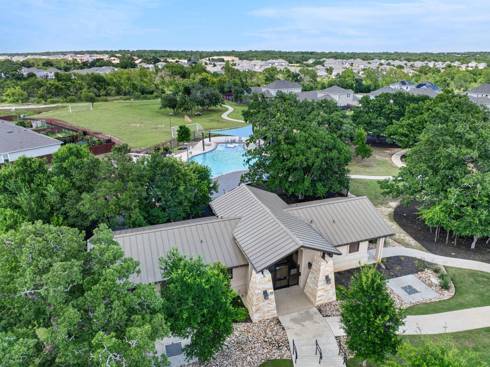 205 Oakstone Dr Property Photo 29