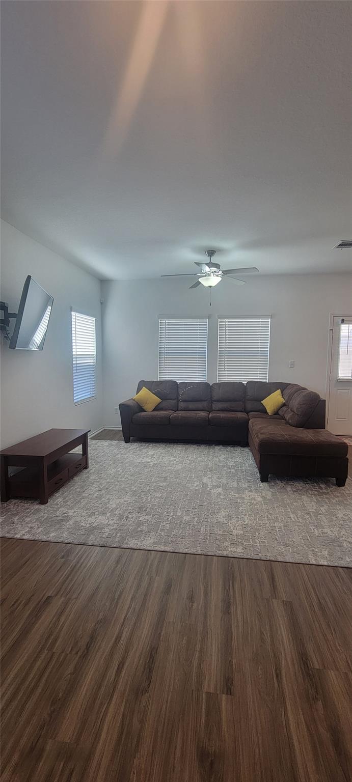 1509 Weatherford Ln Property Photo 17