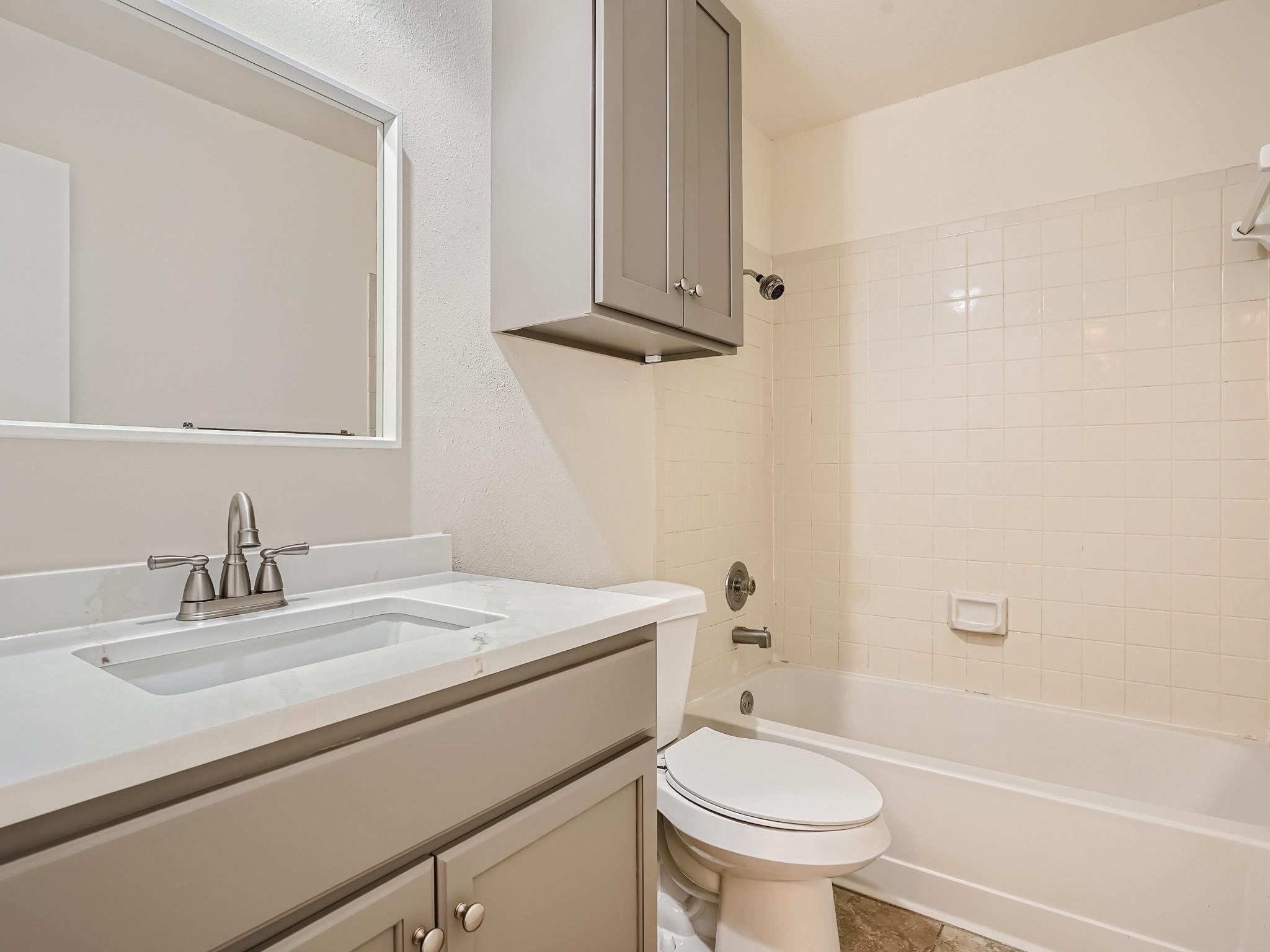 5937 Nw Kevin Kelly Pl Property Photo 10