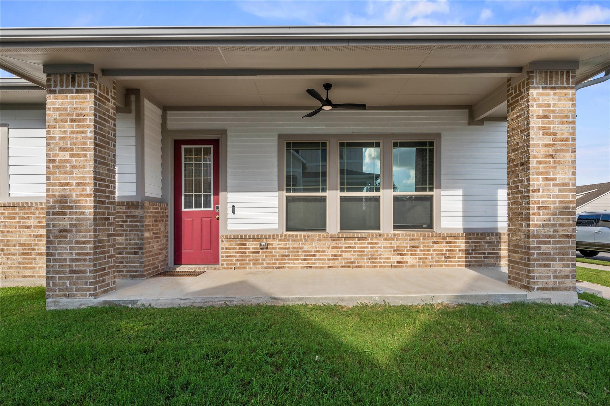 8011 Orizzonte St Property Photo 3