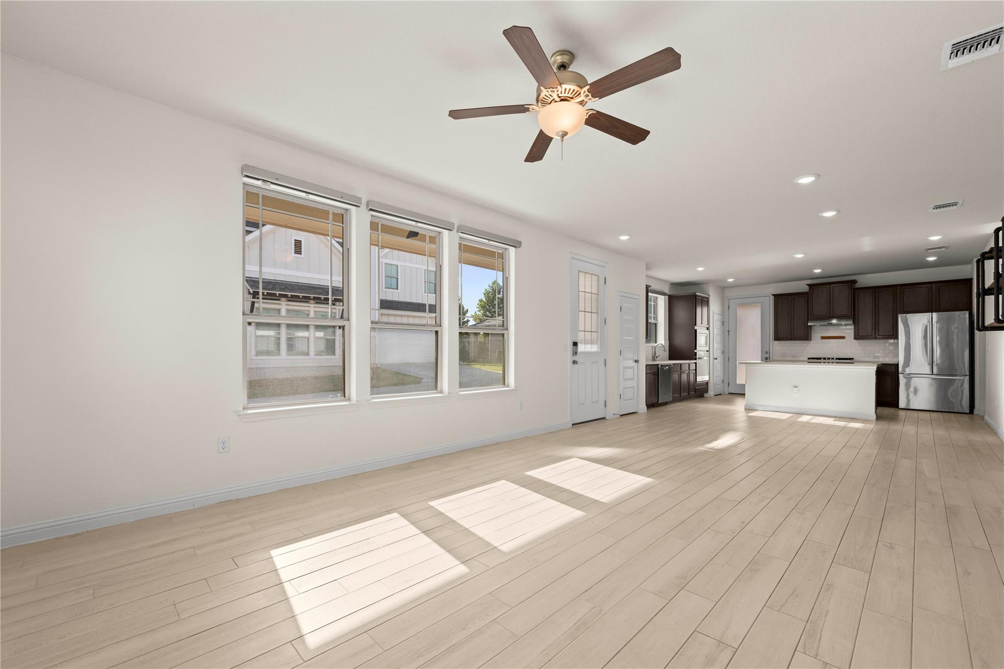 8011 Orizzonte St Property Photo 6