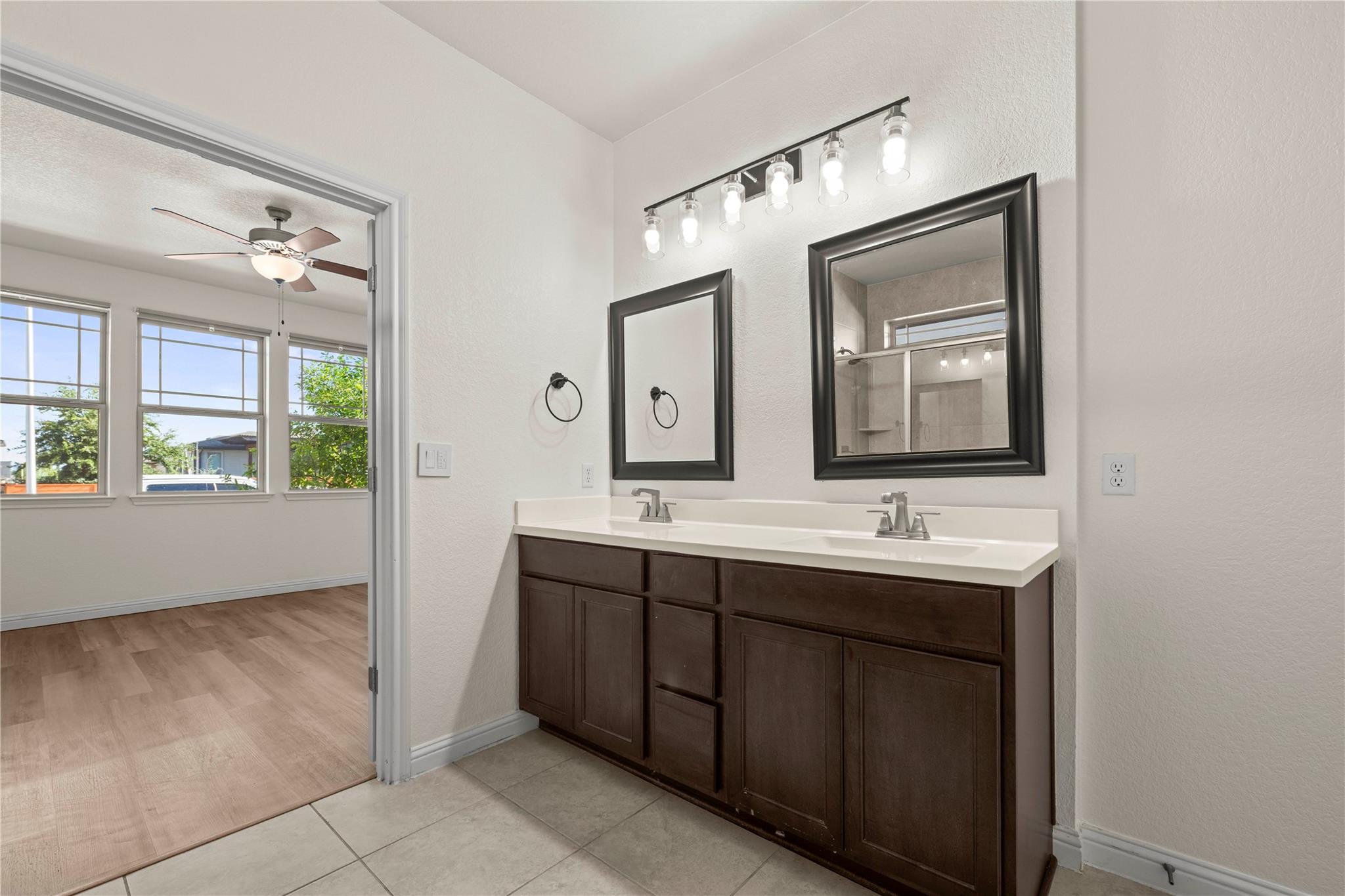 8011 Orizzonte St Property Photo 14