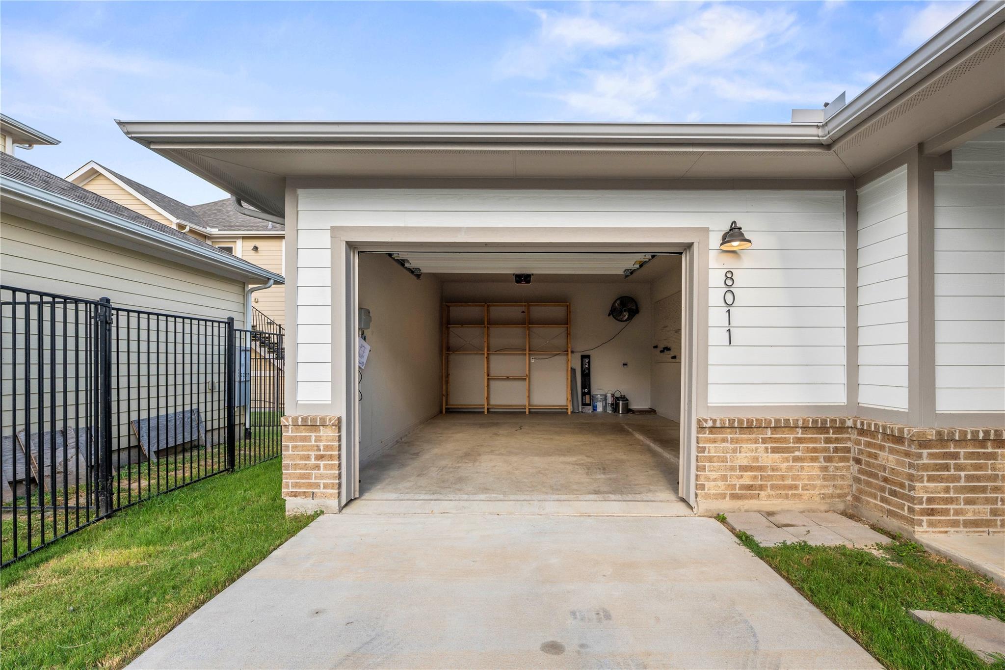 8011 Orizzonte St Property Photo 23