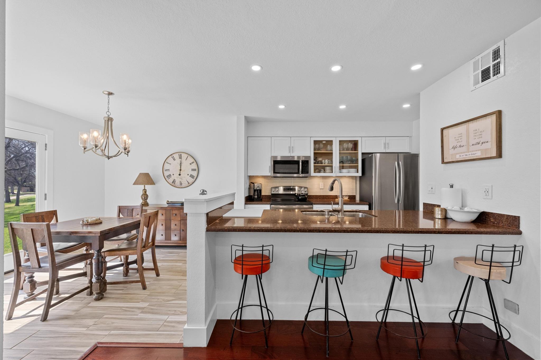 100 Lido Cir #b2 Property Photo 11