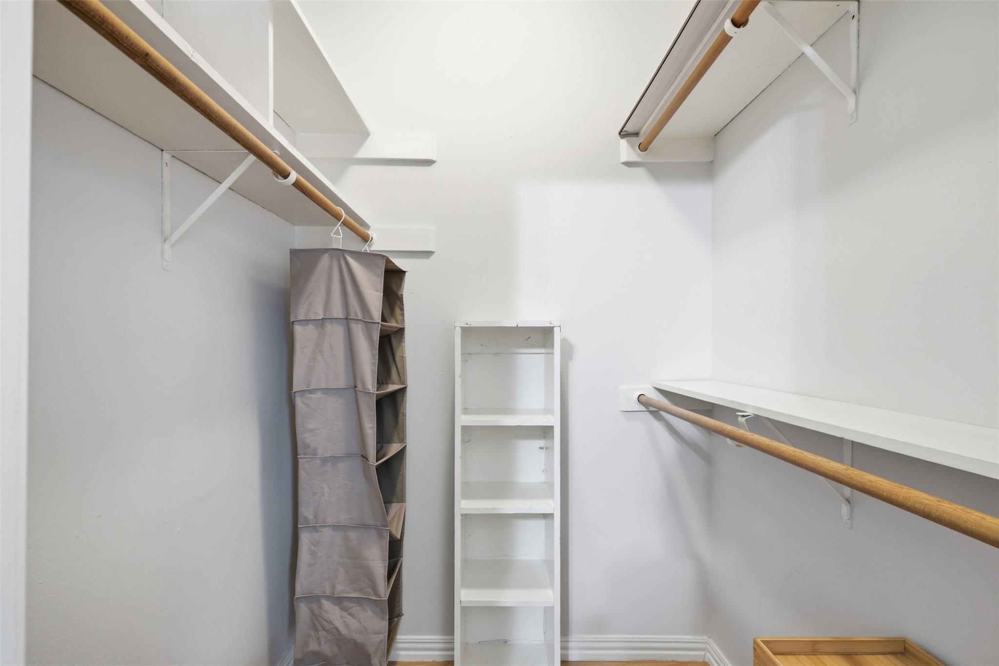 908 Poplar St #206 Property Photo 15