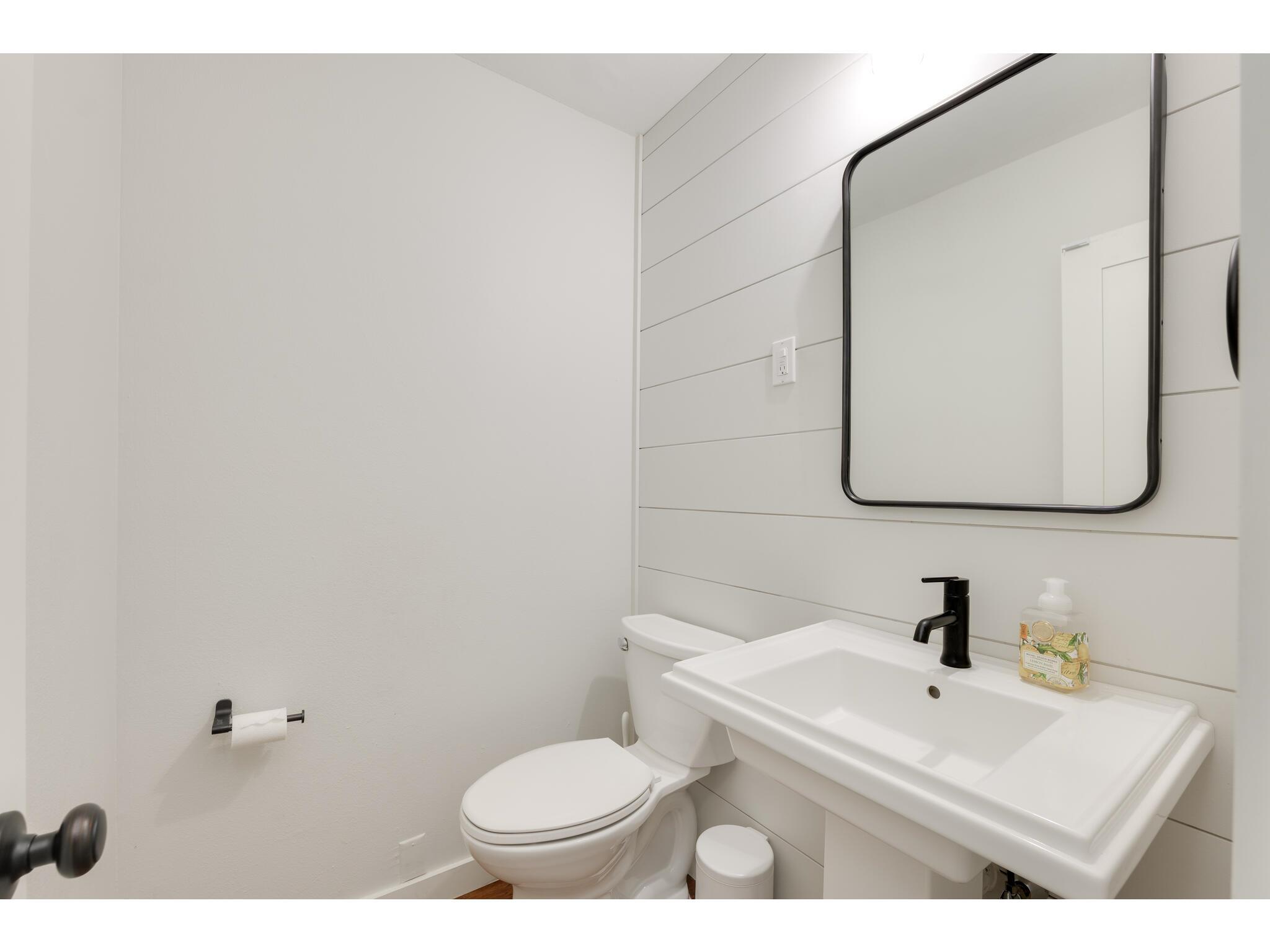 8700 Mountainwood Cir Property Photo 21