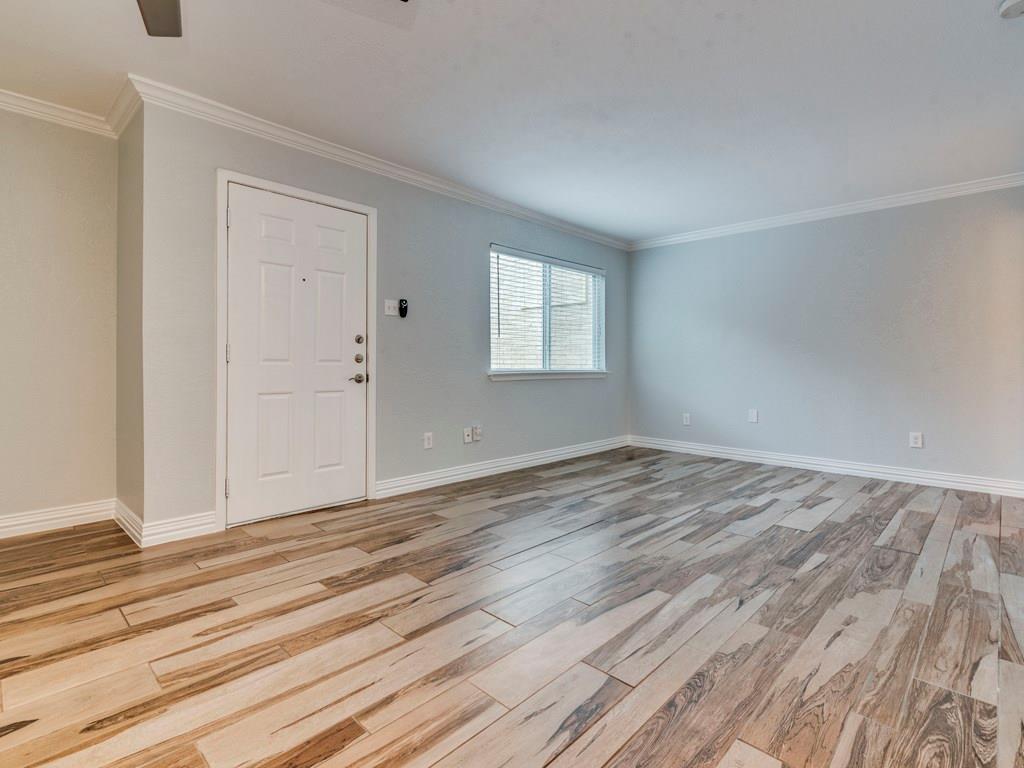 2124 Burton Dr #150 Property Photo 2