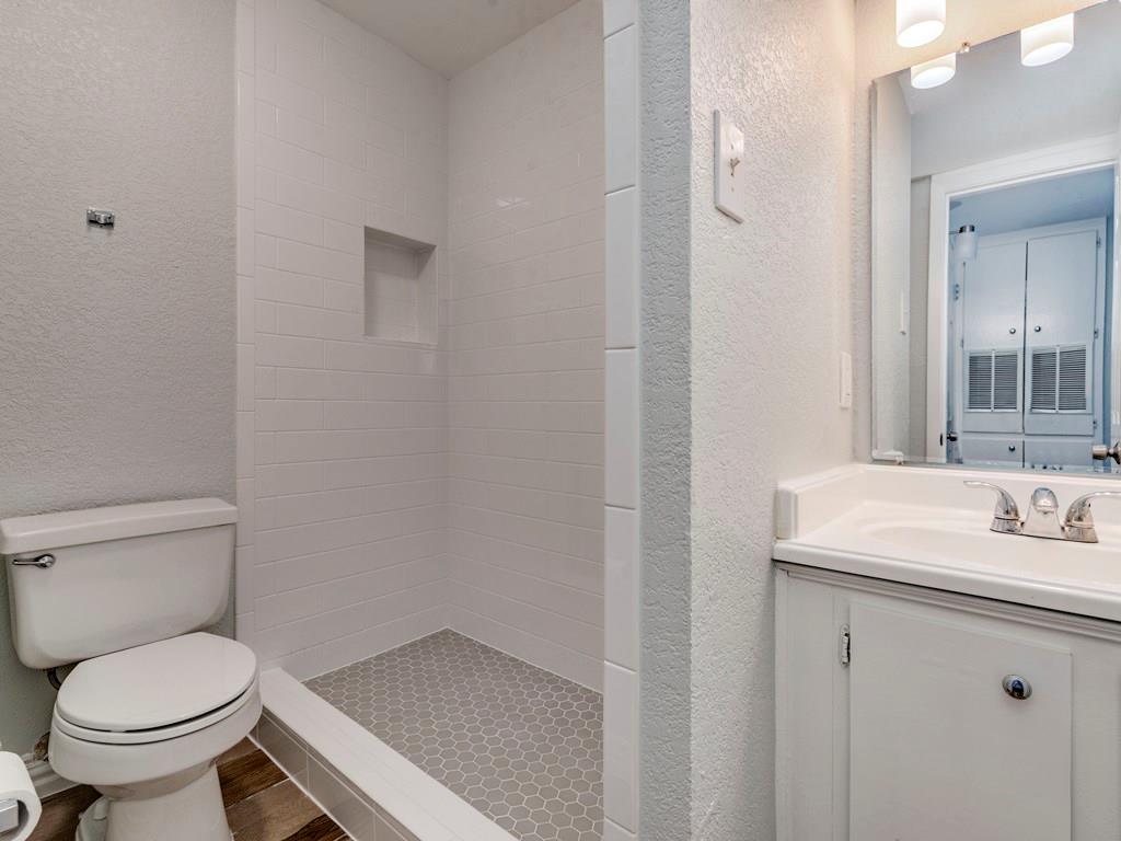 2124 Burton Dr #150 Property Photo 13