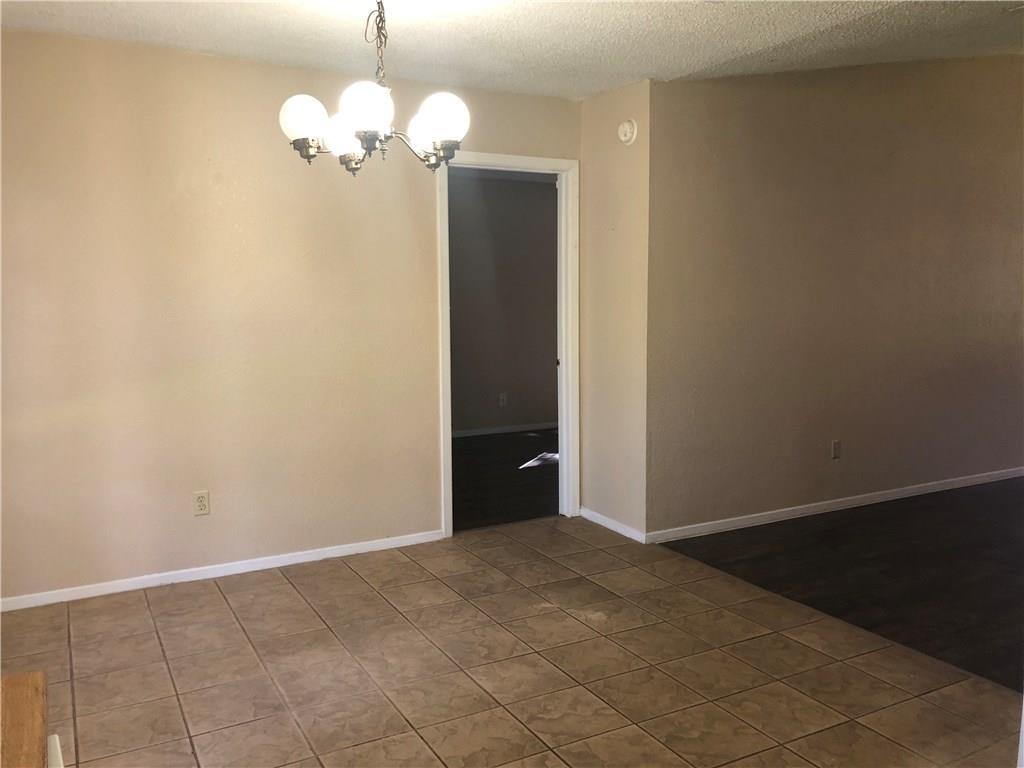 6211 Sunkist Ln Property Photo 3