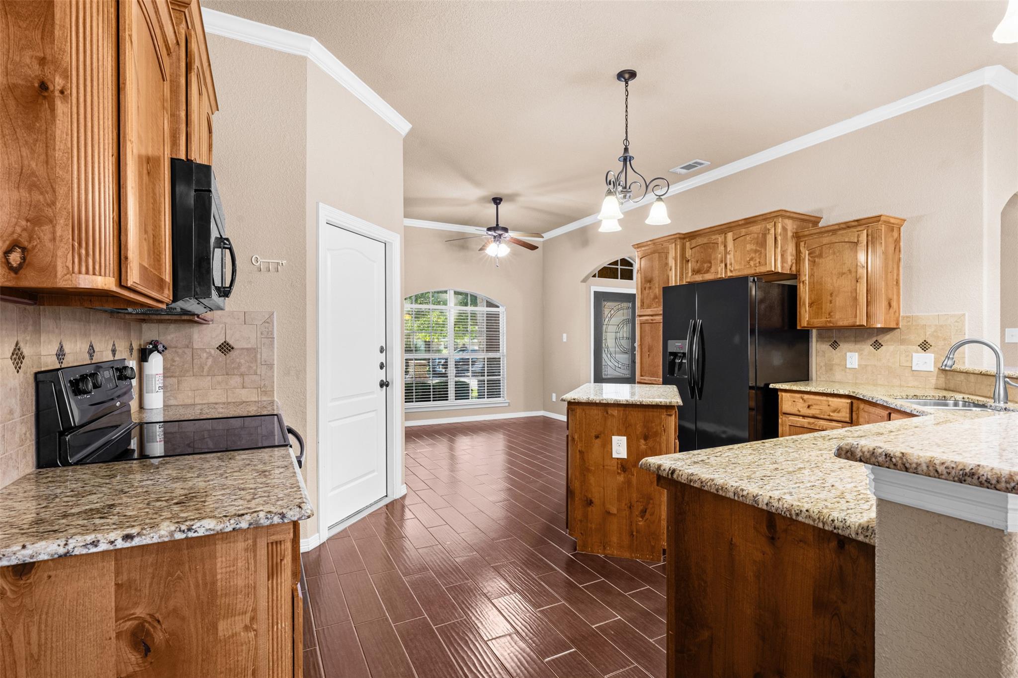 4930 Sean Patrick Gln Property Photo 14