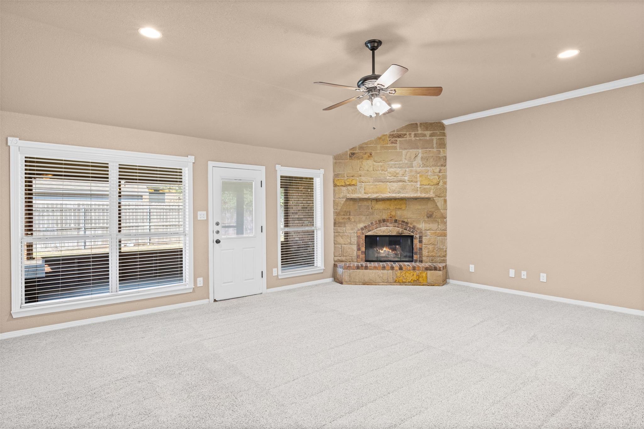 4930 Sean Patrick Gln Property Photo 18