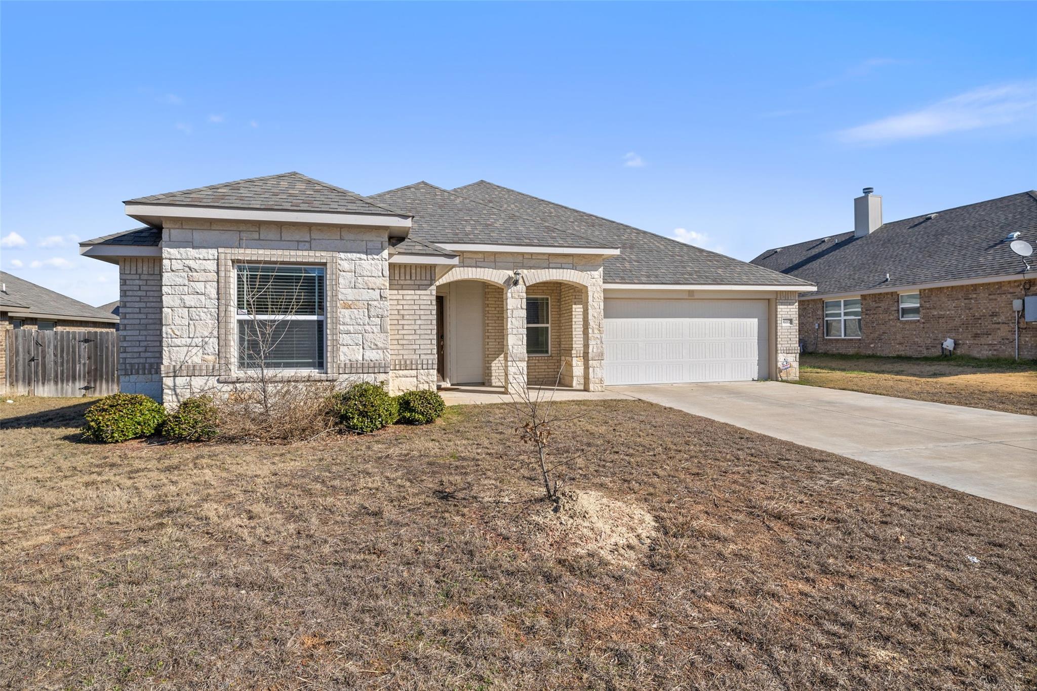 6117 Verde Dr Property Photo 2