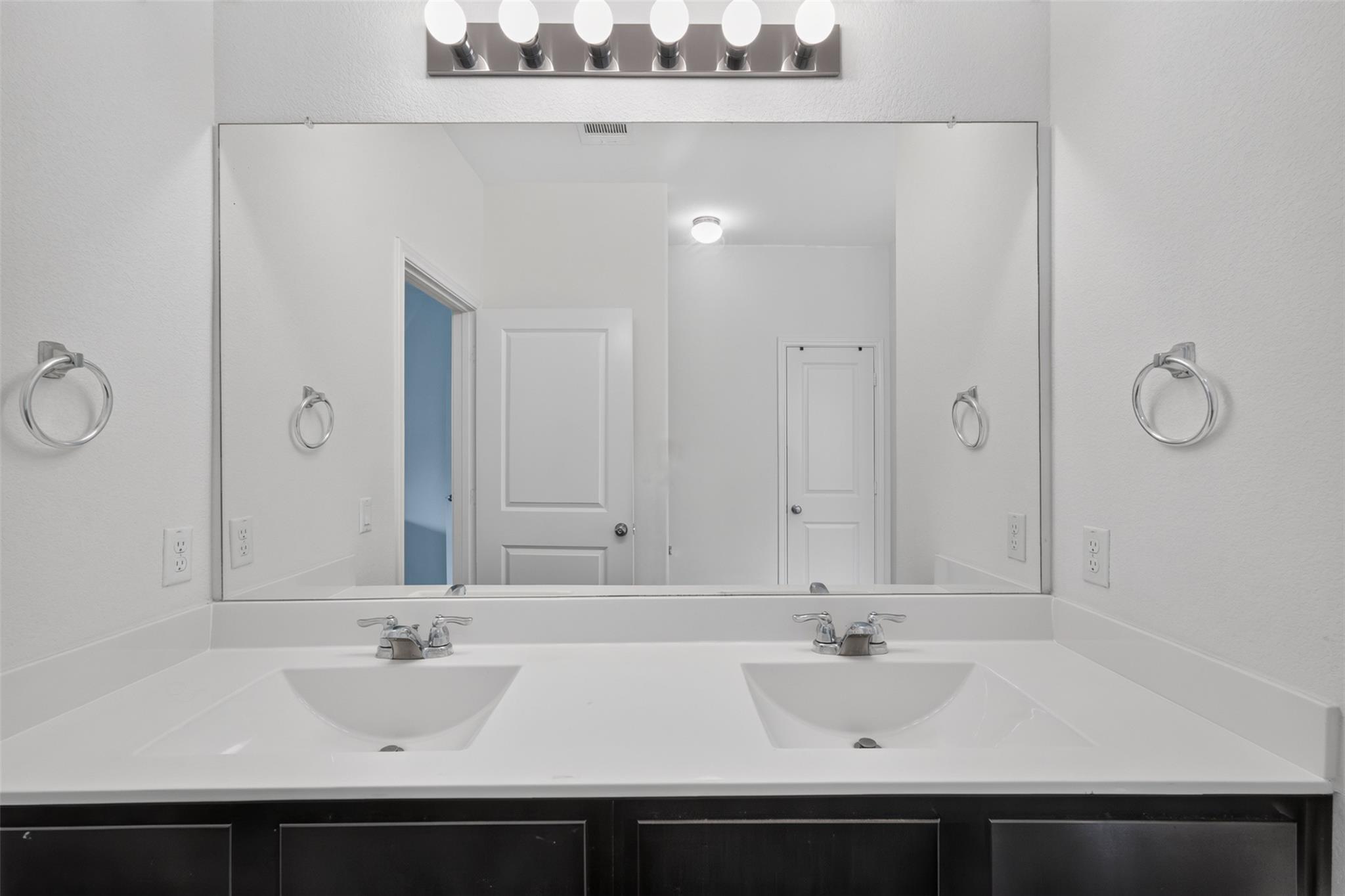 1301 Blackhaw Ln Property Photo 32