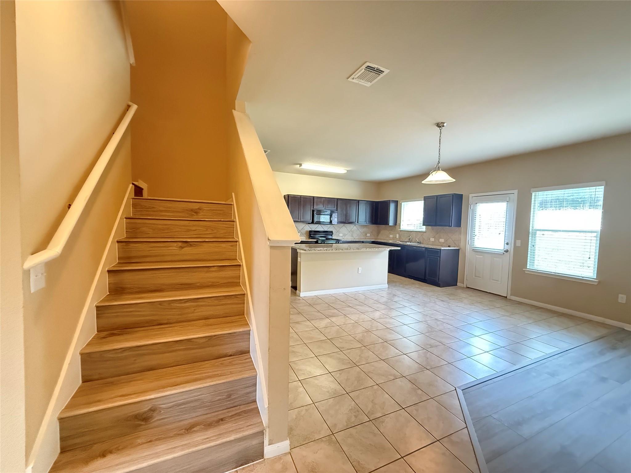 503 Libani Ln Property Photo 9