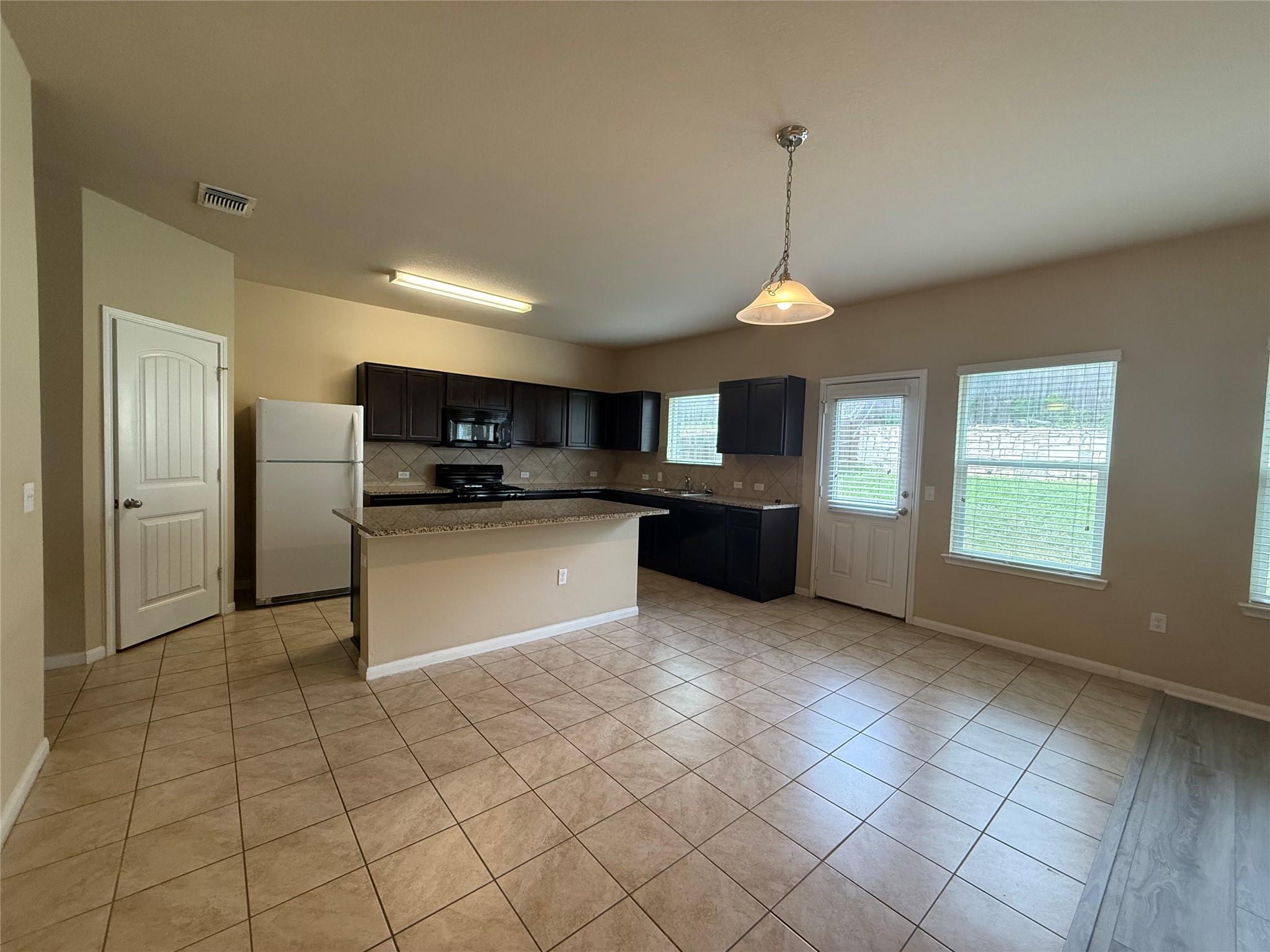 503 Libani Ln Property Photo 10