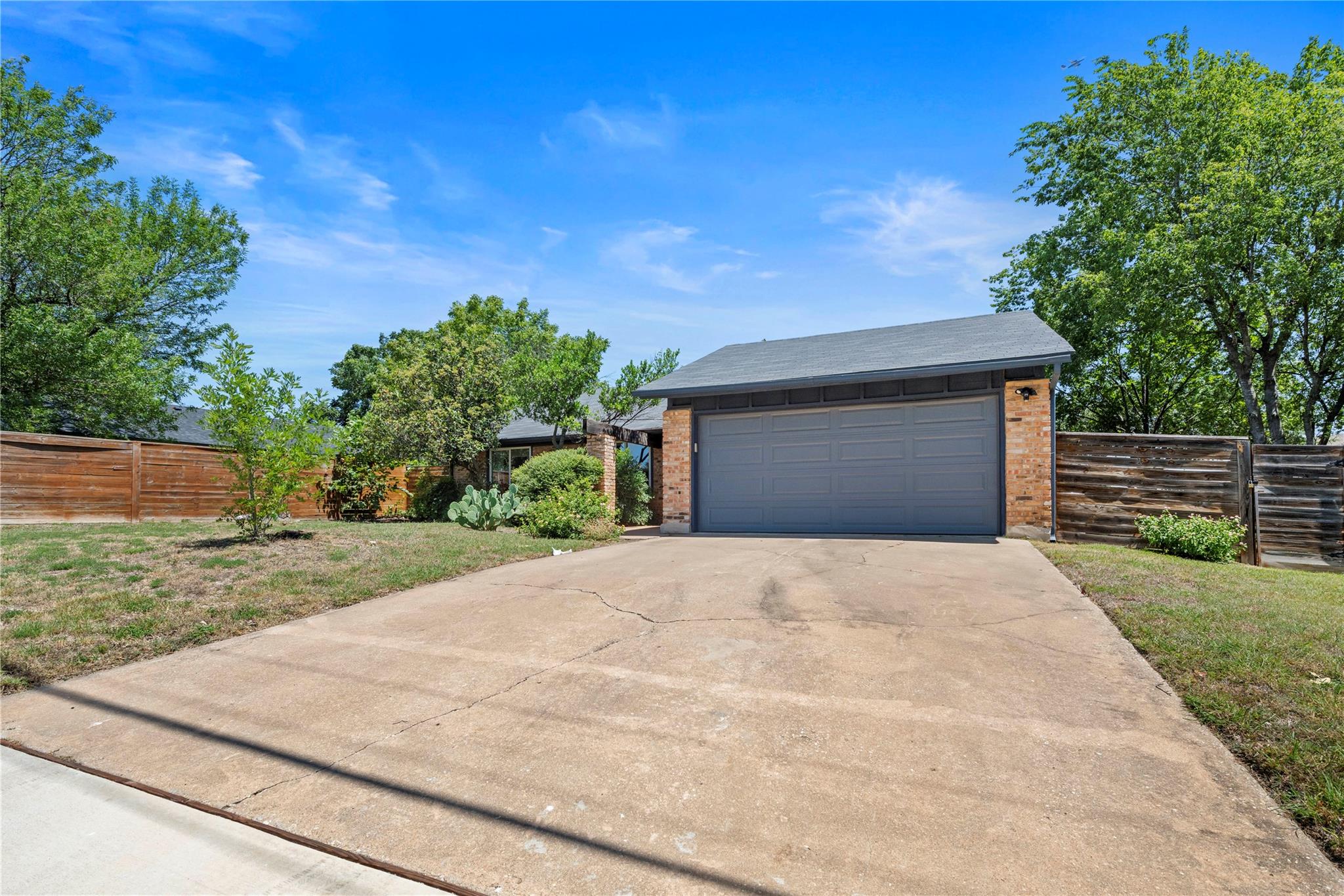 1510 Coronado Hills Dr Property Photo 2