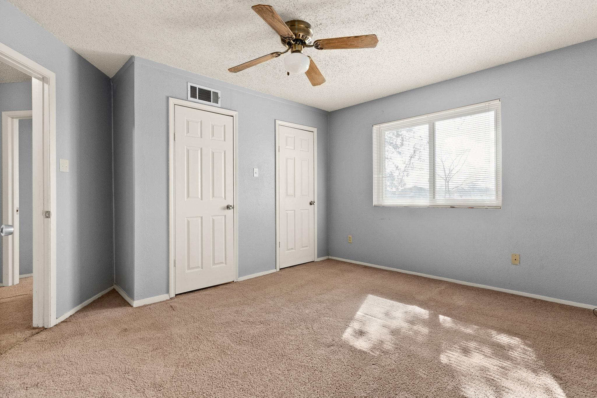 2905 Transit Dr Property Photo 10