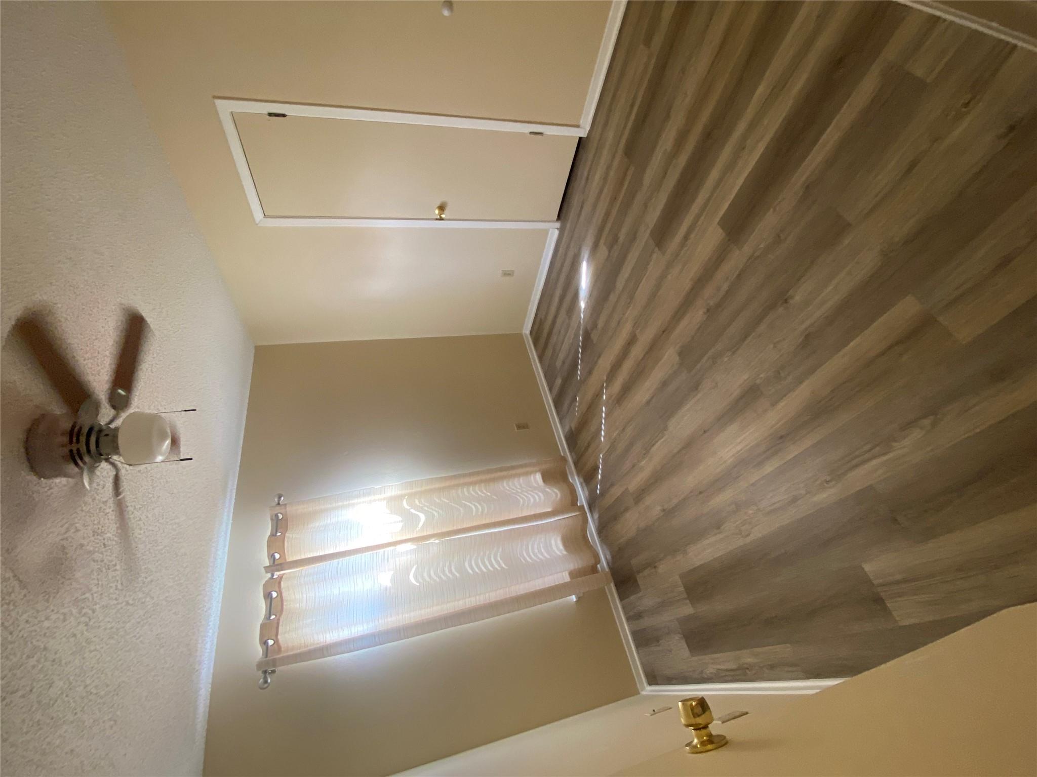 1806 Sierra Dr Property Photo 6