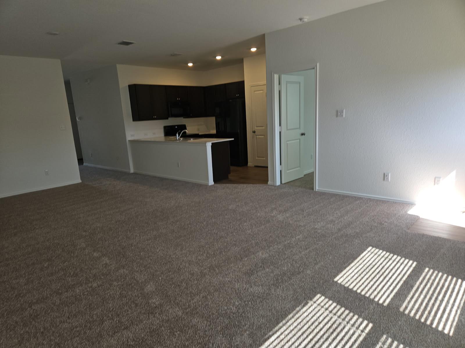617 The Ugly Way Property Photo 2