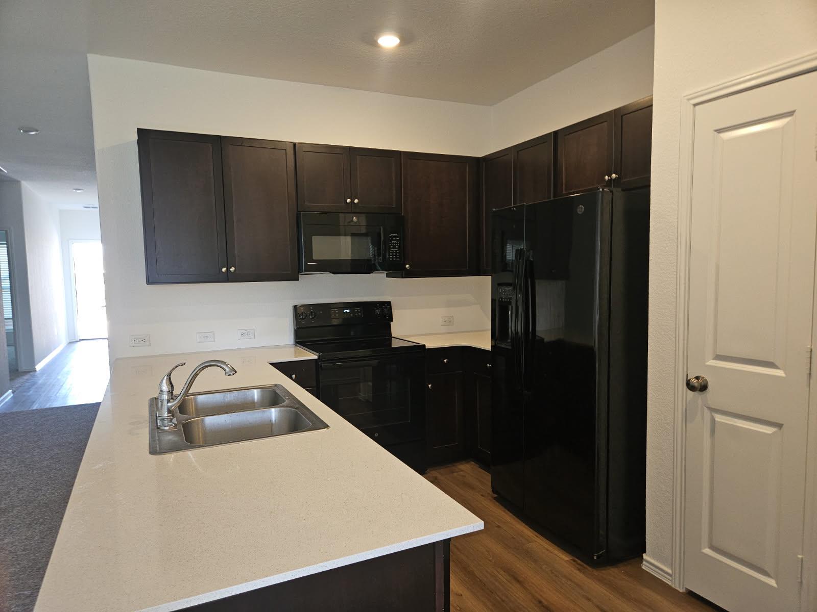 617 The Ugly Way Property Photo 3