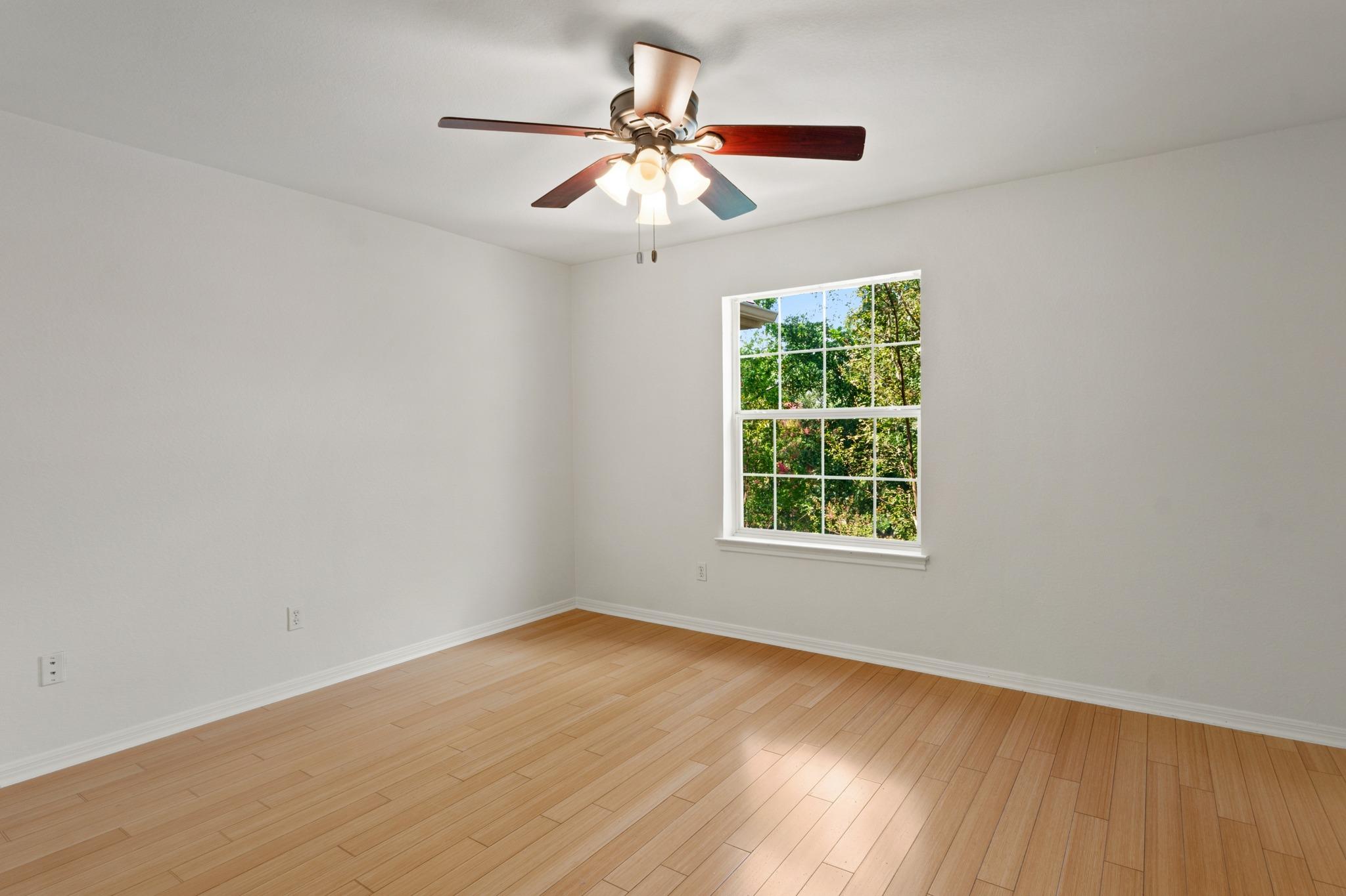 3425 Zebecca Creek Dr Property Photo 28