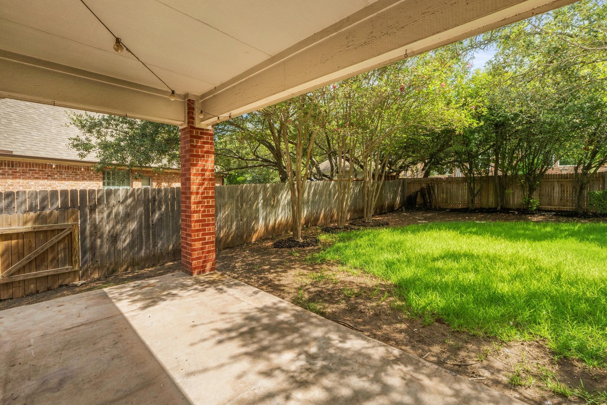 3425 Zebecca Creek Dr Property Photo 32