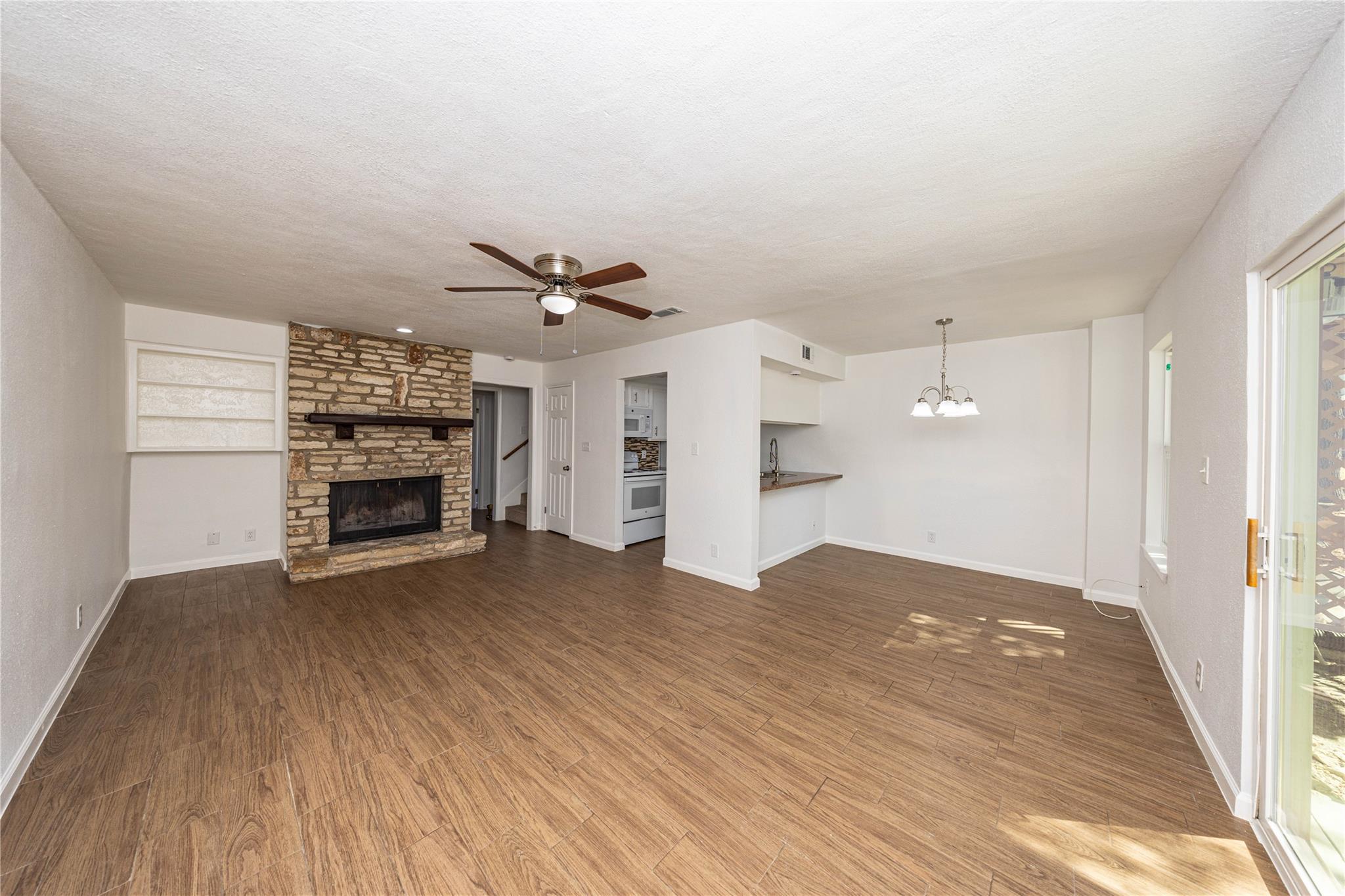 18 Cypress Fairway Vlg Property Photo 7