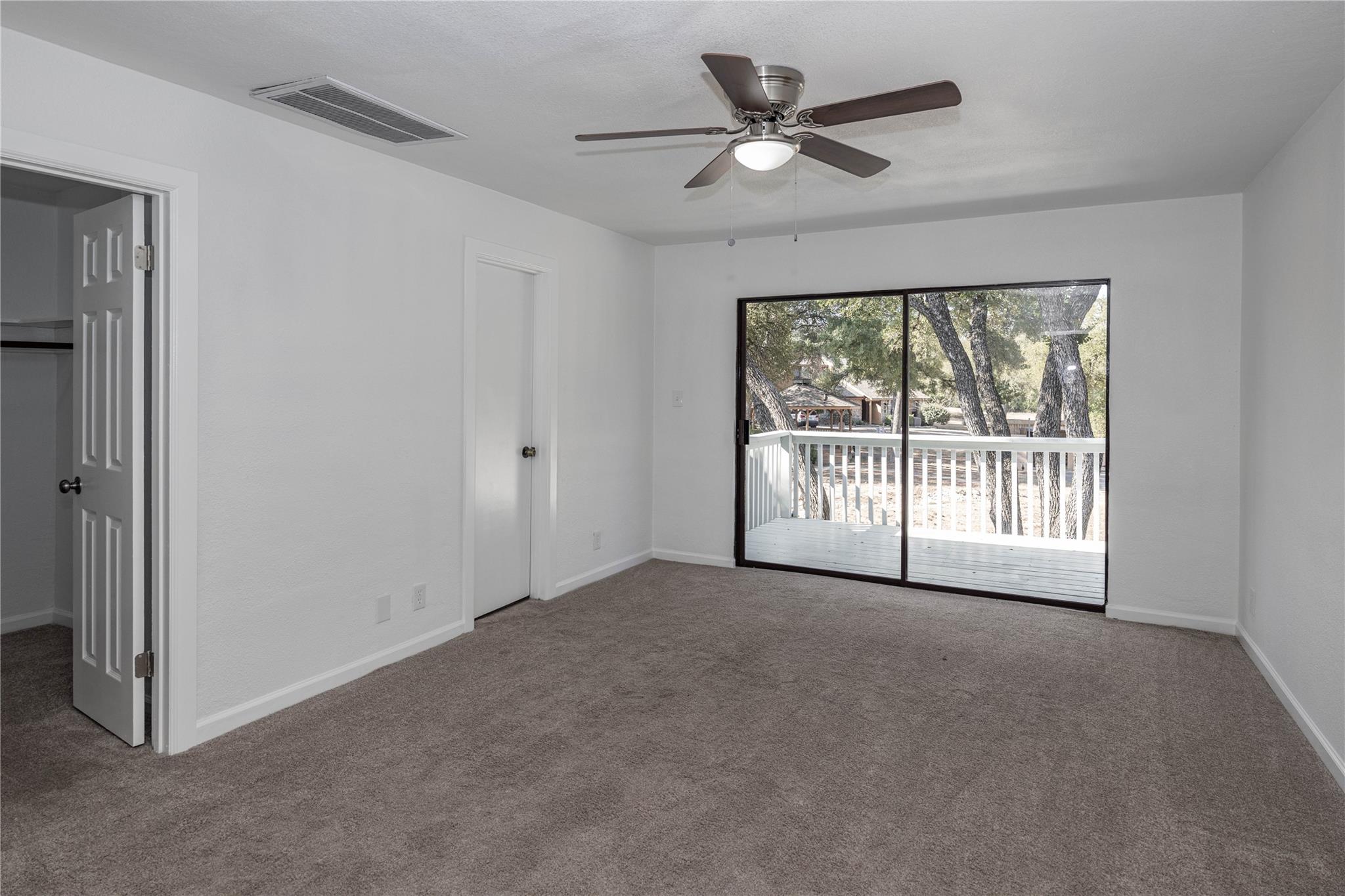 18 Cypress Fairway Vlg Property Photo 25