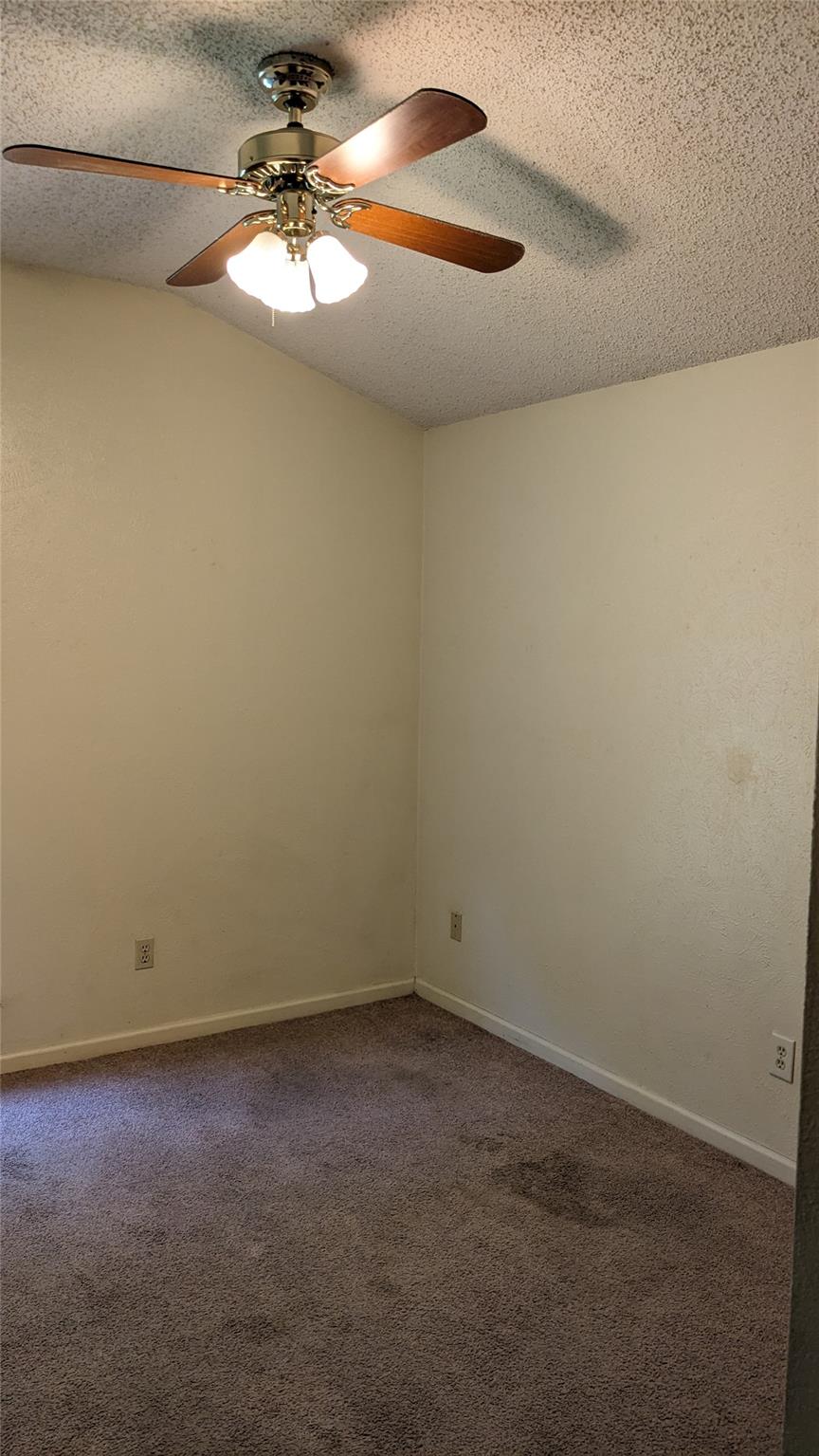 1300 N Bishop St Property Photo 11