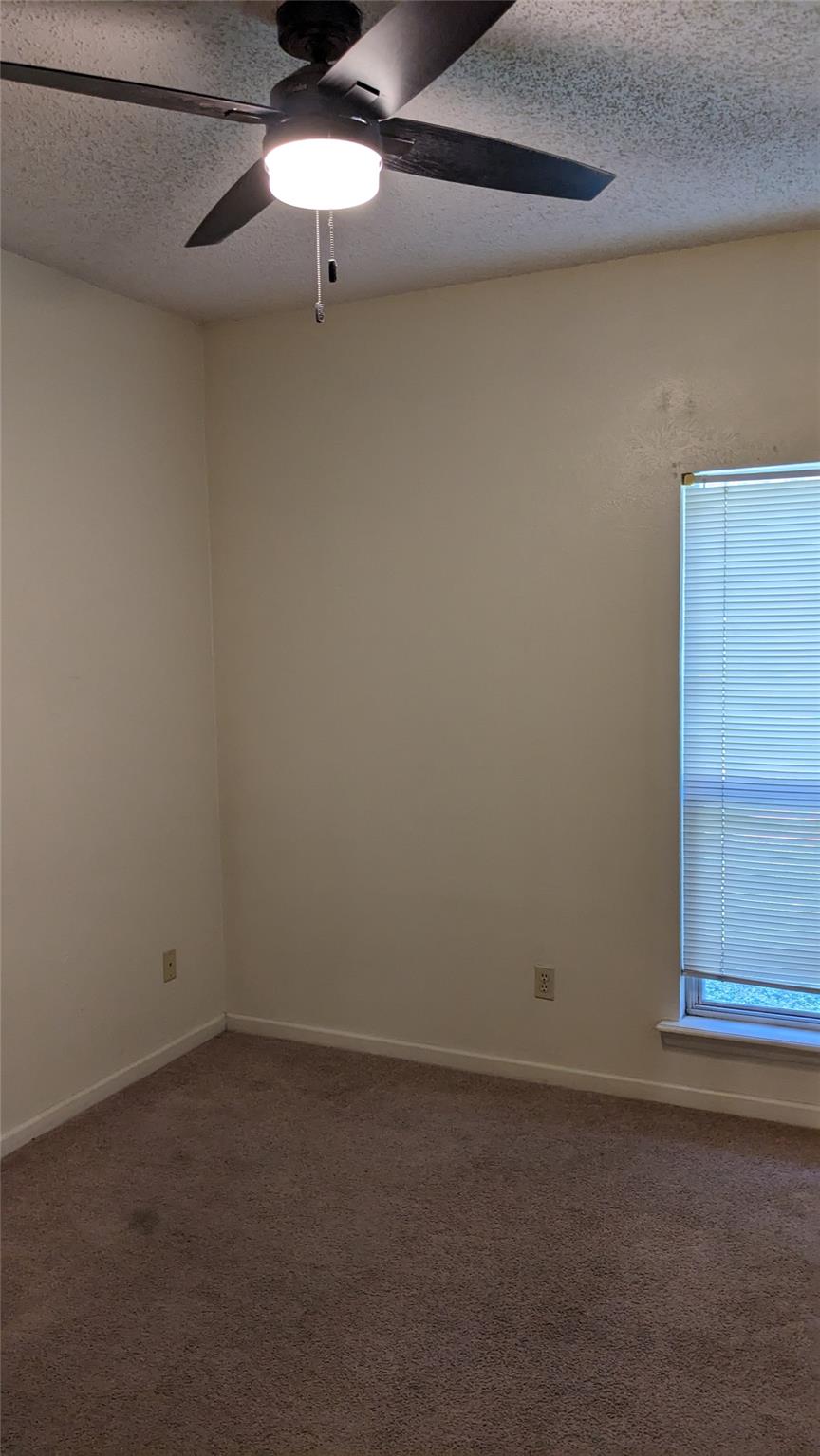 1300 N Bishop St Property Photo 13