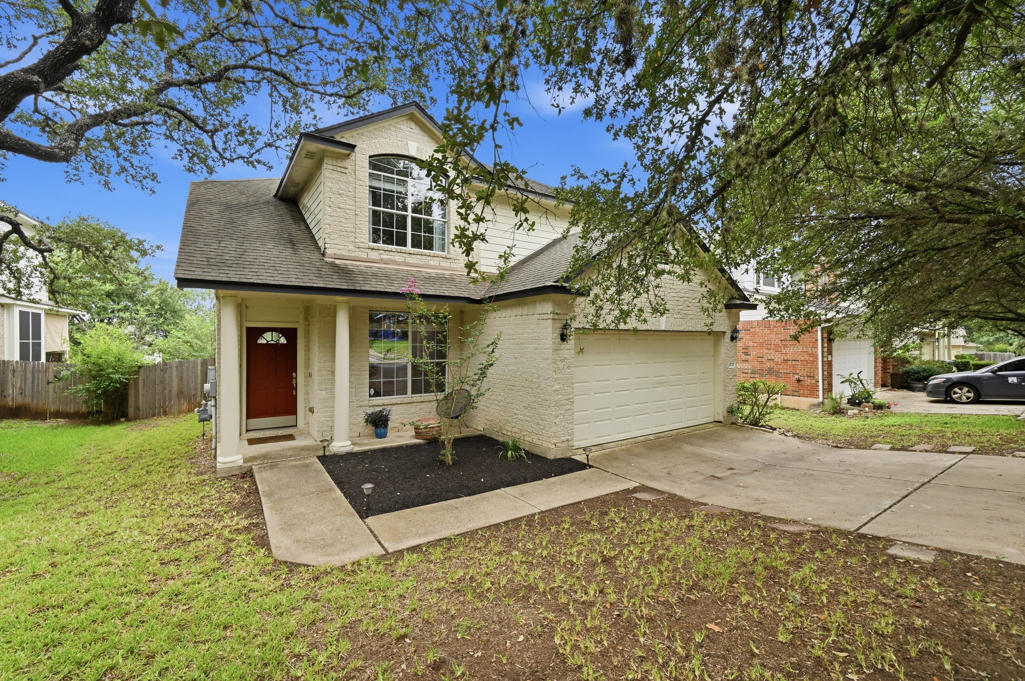 10701 Beard Ave Property Photo 1