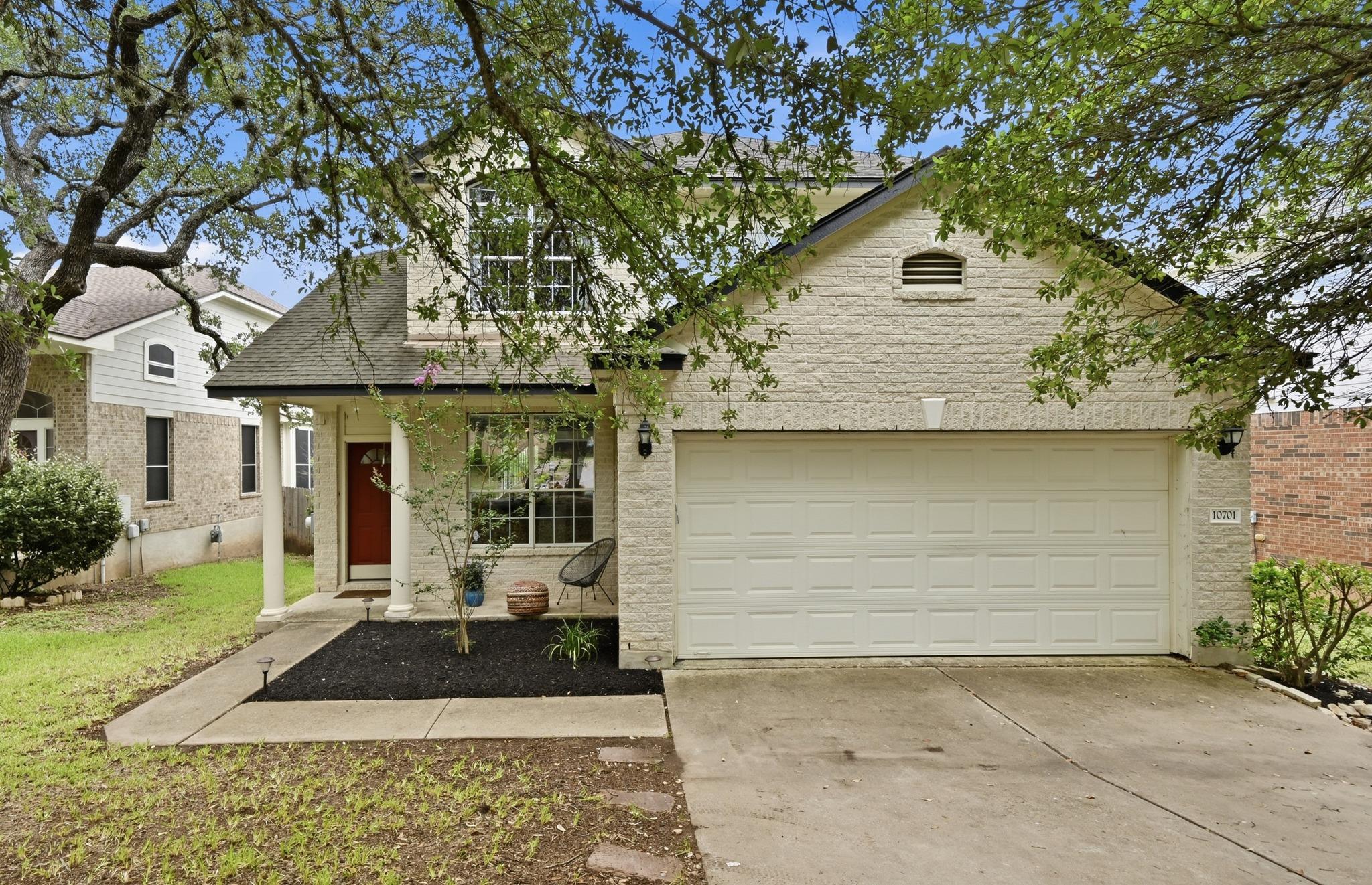 10701 Beard Ave Property Photo 2
