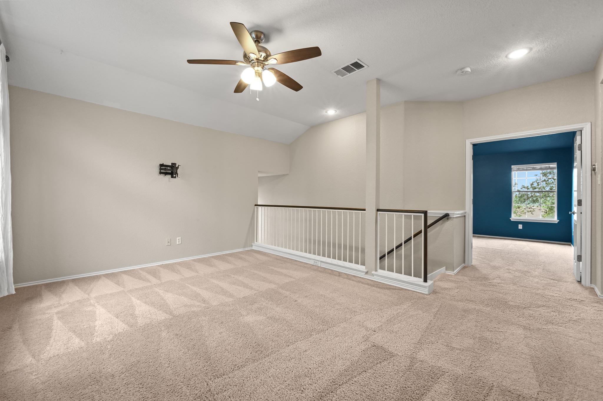 10701 Beard Ave Property Photo 18