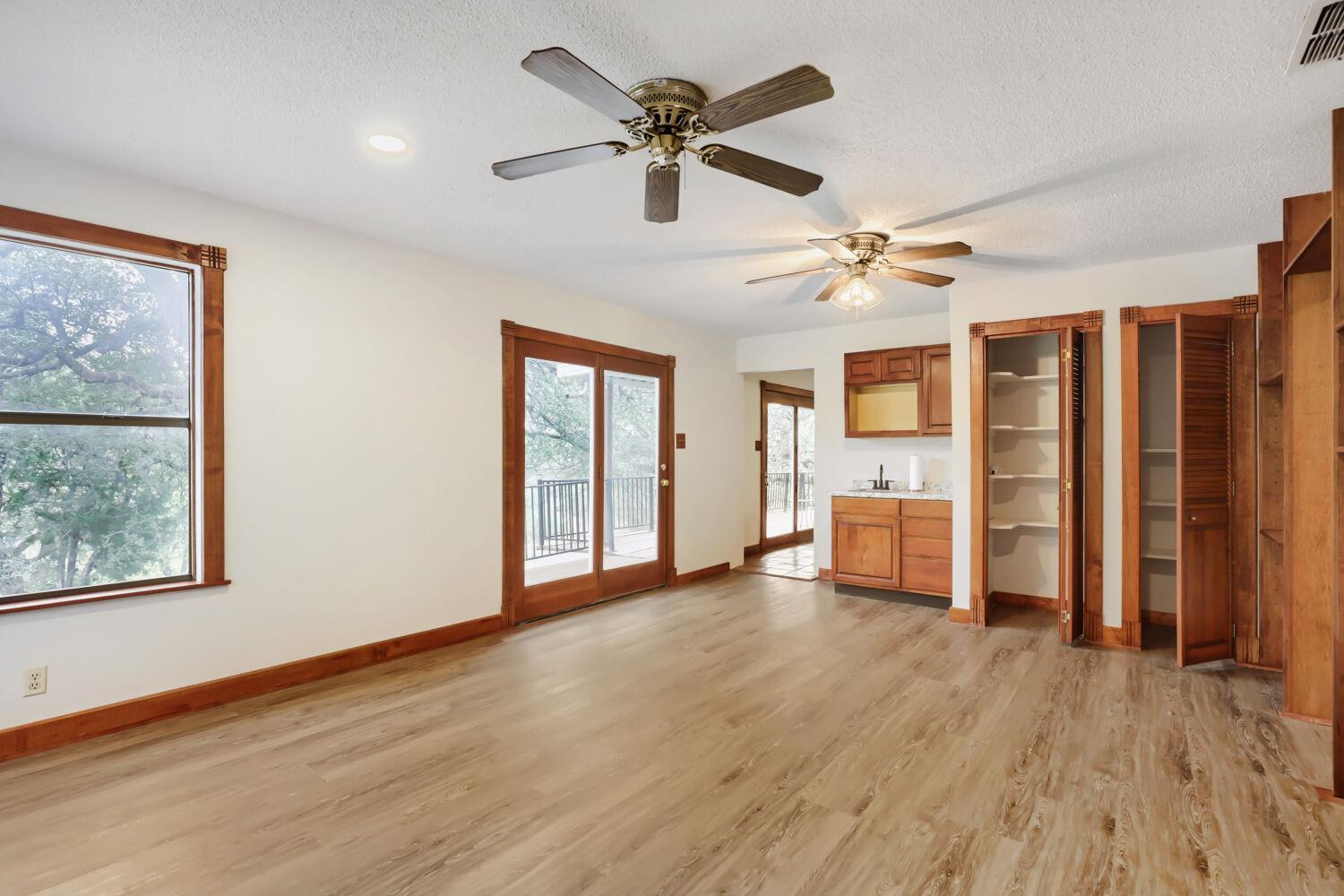 16109 Awalt Dr #b Property Photo 12