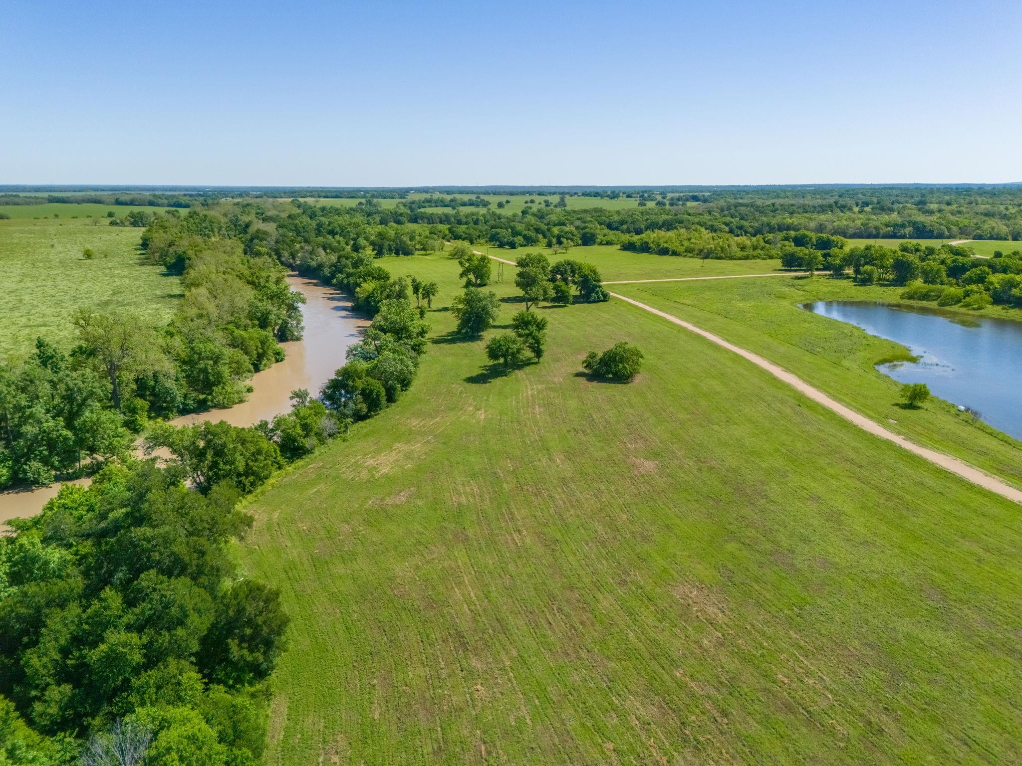 Hwy 77 River Ridge Developments Property Photo 5