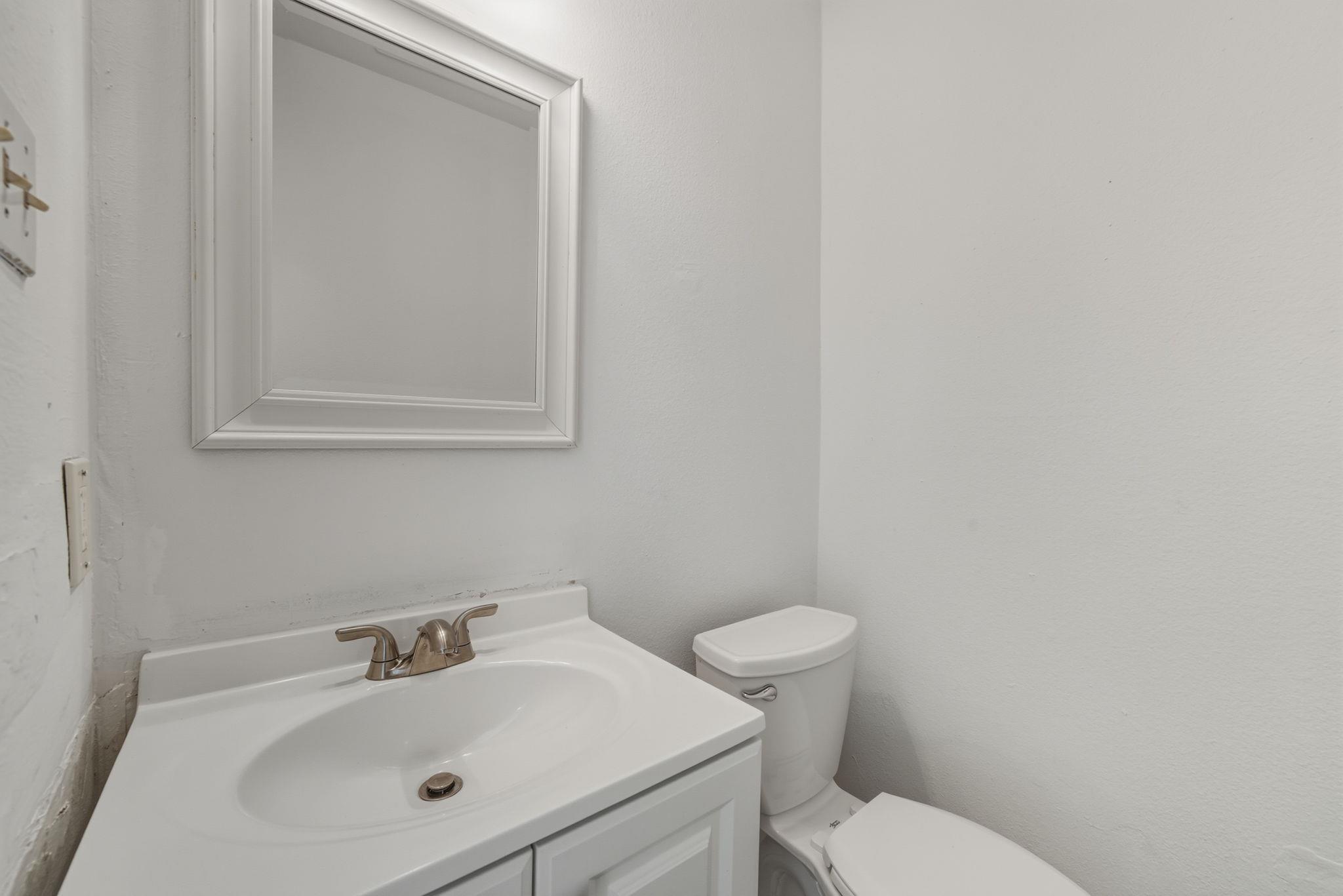 2124 Burton Dr #125 Property Photo 15