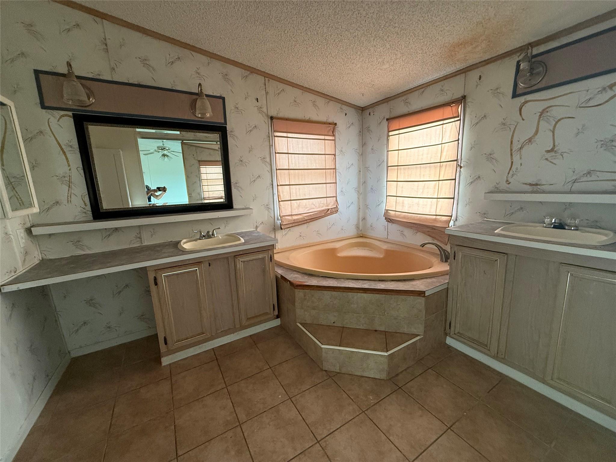 109 Cross Meadow Cv Property Photo 10