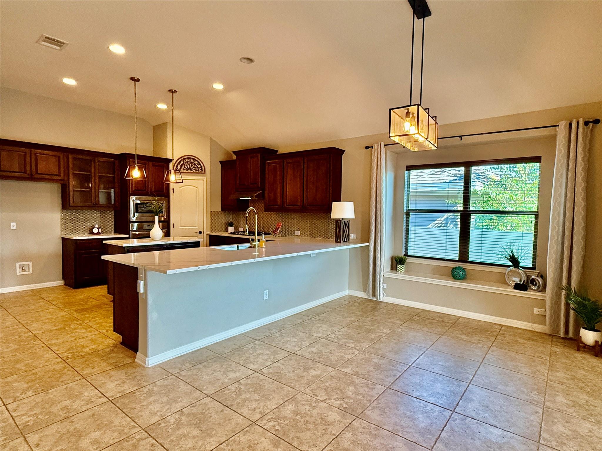 14400 Senia Bnd Property Photo 10