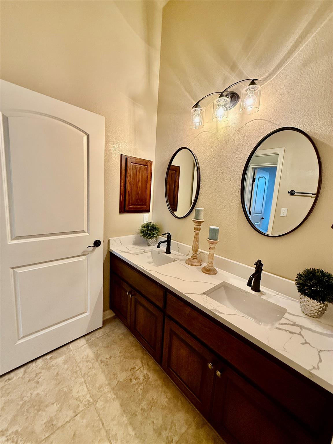 14400 Senia Bnd Property Photo 17