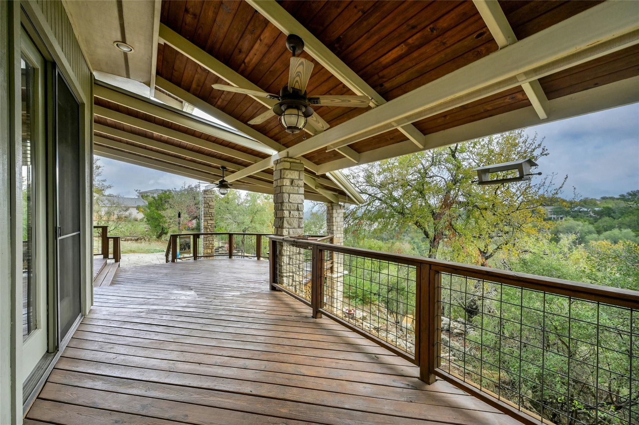 1118 Rustic Ln Property Photo 11
