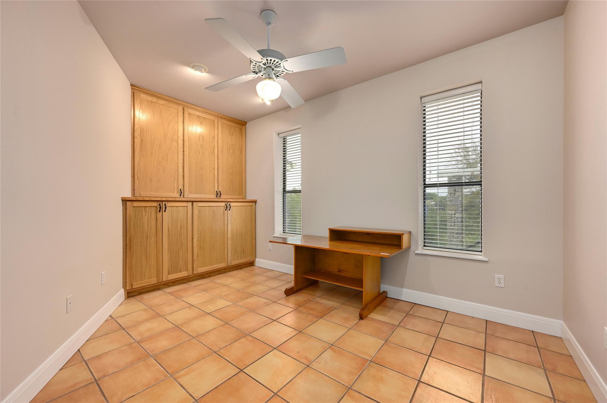 1118 Rustic Ln Property Photo 16