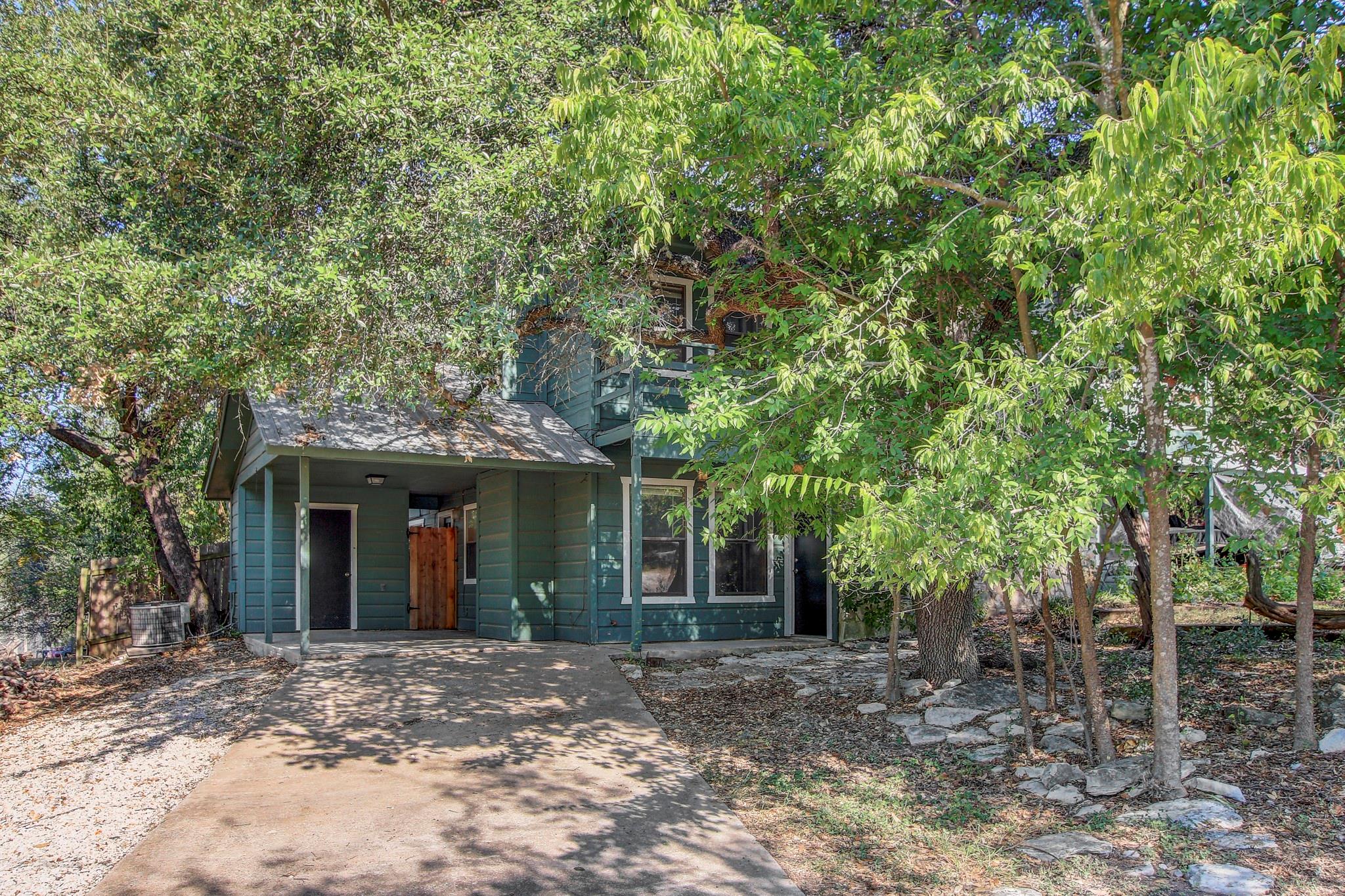 104 S Laurelwood Dr #b Property Photo 1